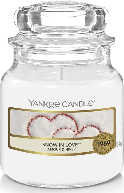 Yankee Candle Snow In Love Świeca Zapachowa, S