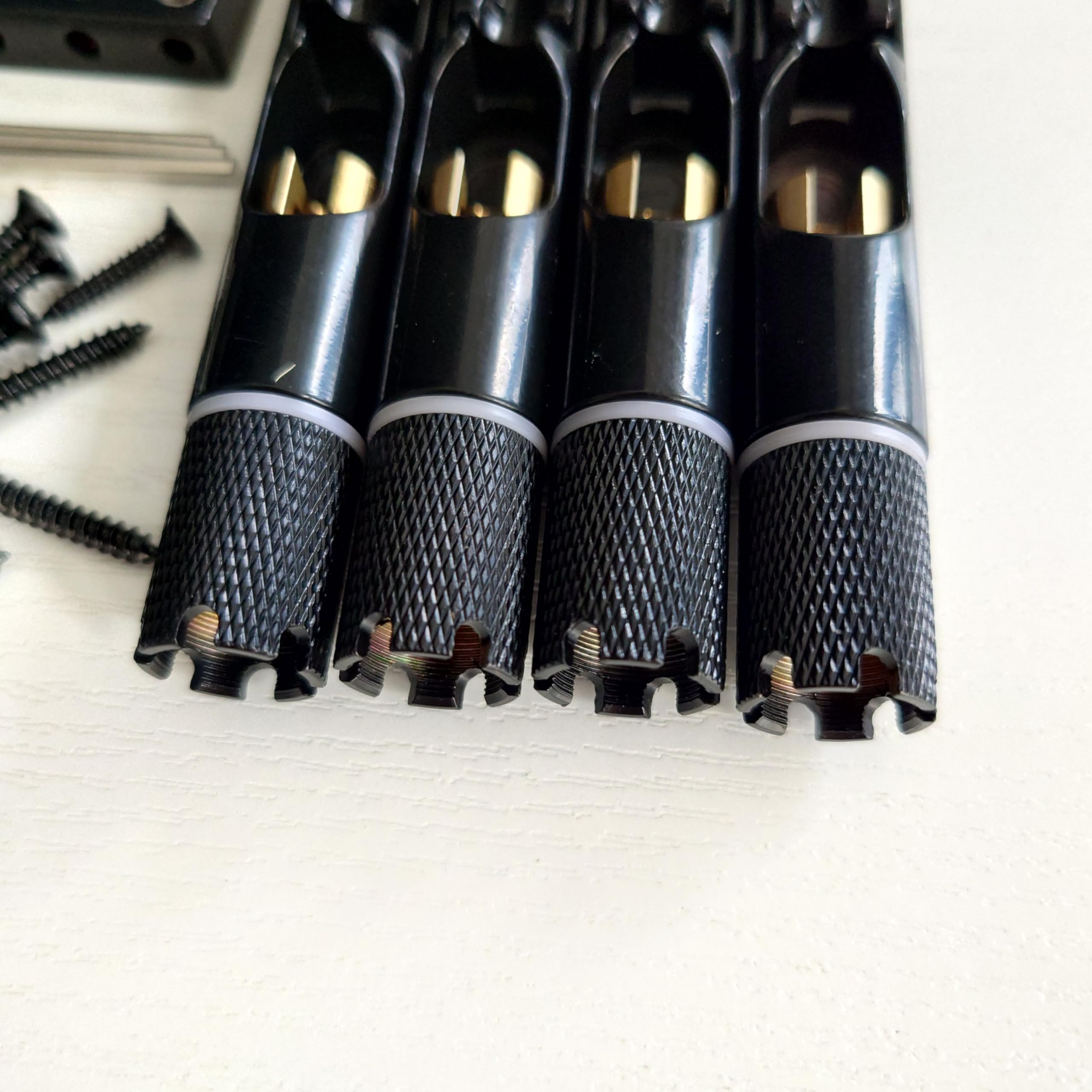 Headless Guitar Bridge 4/5 String Headless Fixed Fanned Bridges 15MM Diameter Black for 4/5 String Headless Bass Guitar Bridge Replacement Parts (4 String)