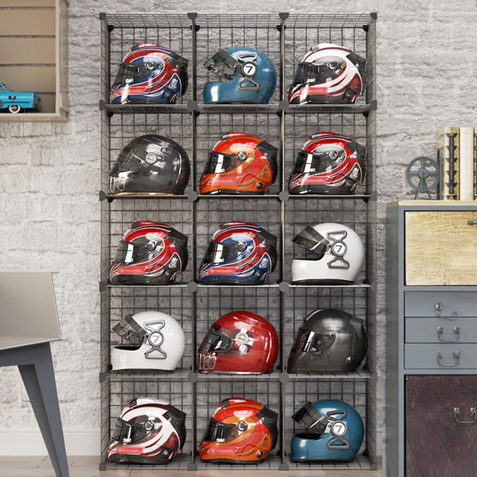 ヘルメットの置物？ 51Fbihkc4PL._SS200_.jpg