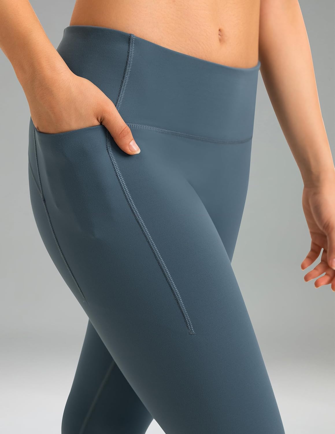 Colorfulkoala Women's Fleece Lined Leggings 26.5" with Pockets Thermal Casual Workout No Front Seam Yoga Pants Winter Warm
