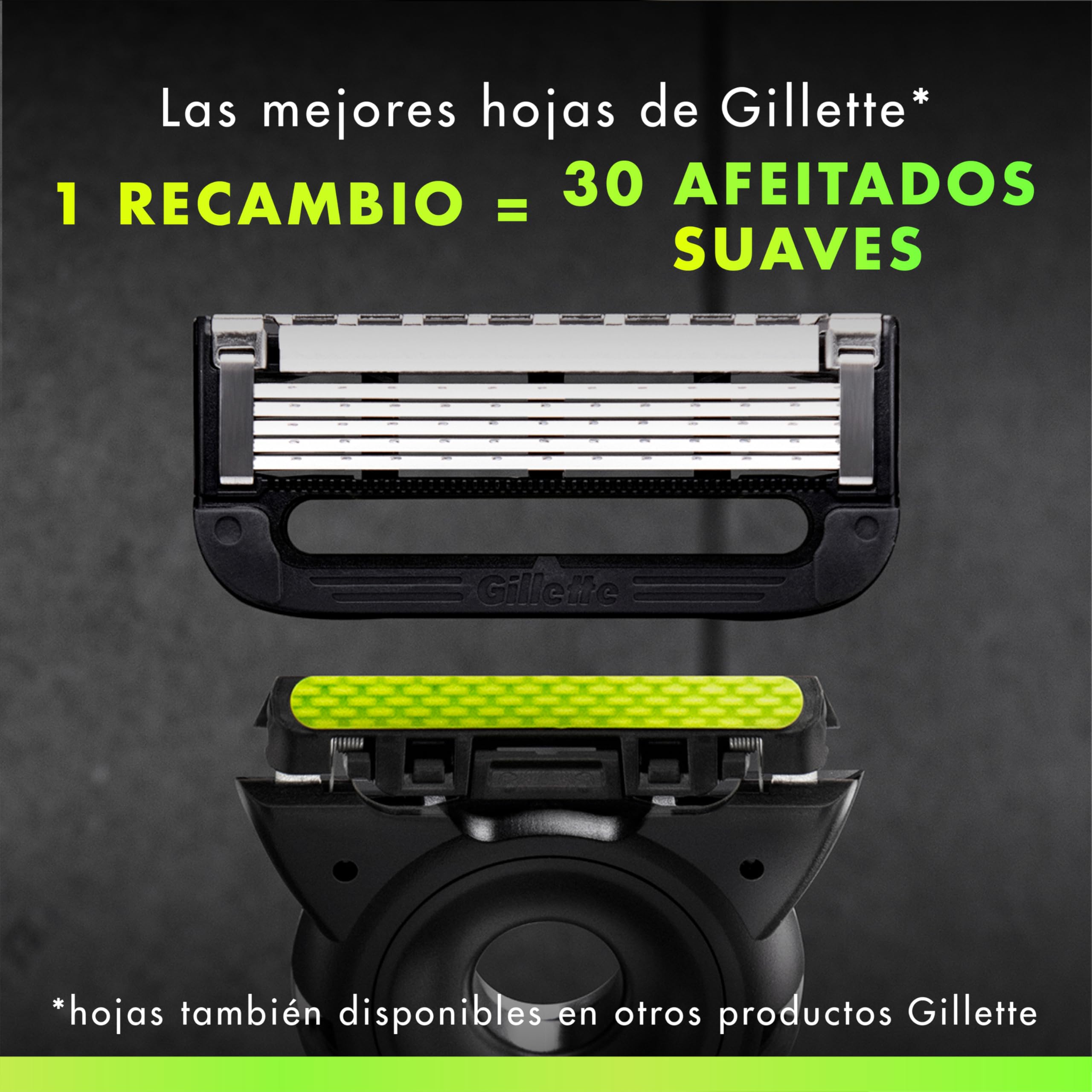 GilletteLabs Maquinilla de Afeitar para Hombre con 5 Recambios | Mango de Metal con Barra Exfoliante Integrada, 5 Cuchillas con Banda Lubricante, Estuche de Viaje Y Colgador de Pared
