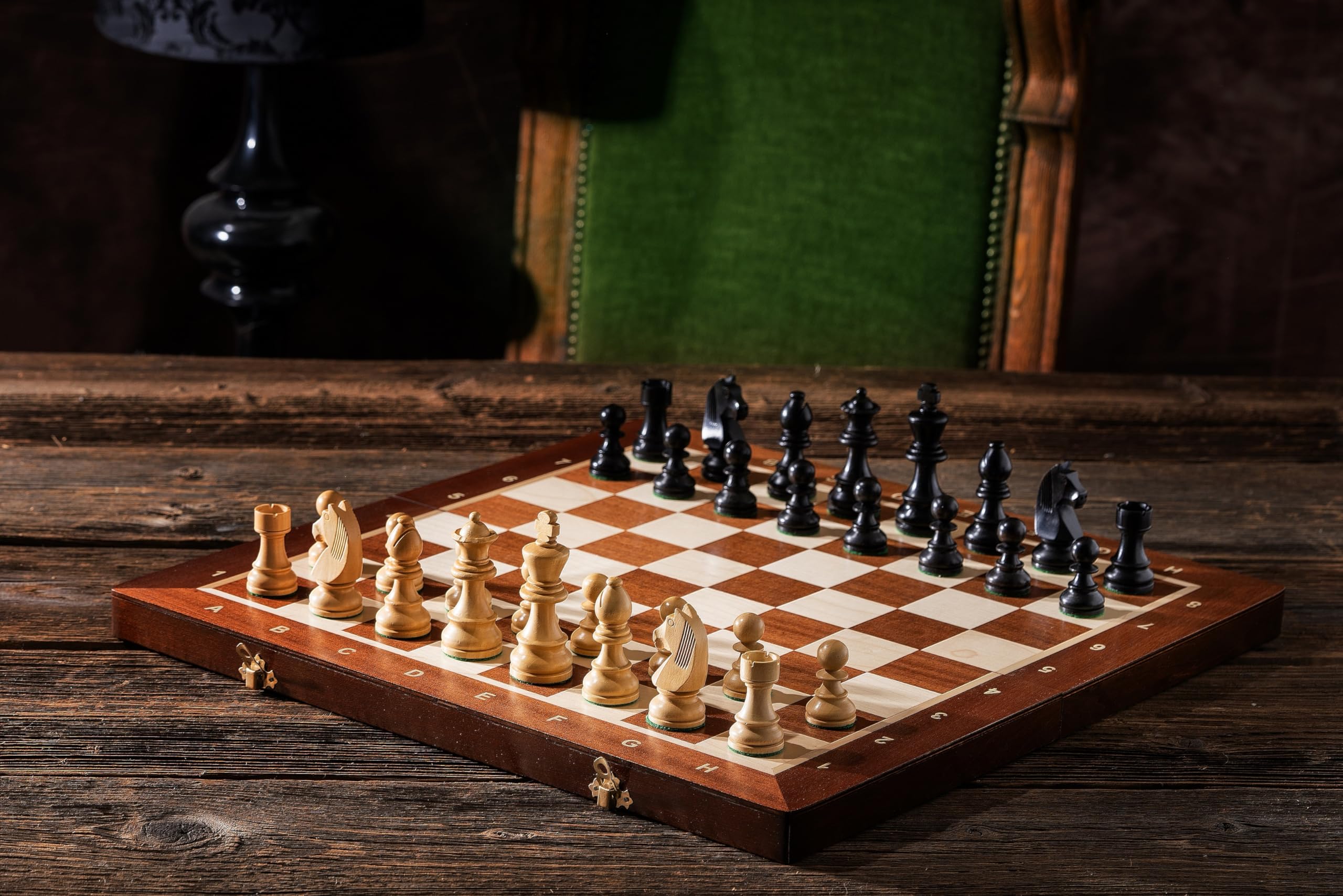 Sunrise Chess - Scacchi da Torneo "Timeless German Knight Staunton" Nr. 6 - Set in Legno