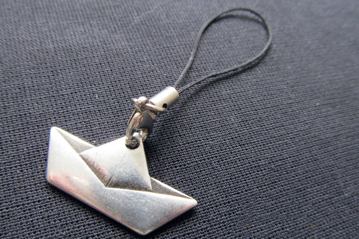 Miniblings Paper Boat Sailboat Sailing Mobile Cell Phone Charm Pendant Ship Origami