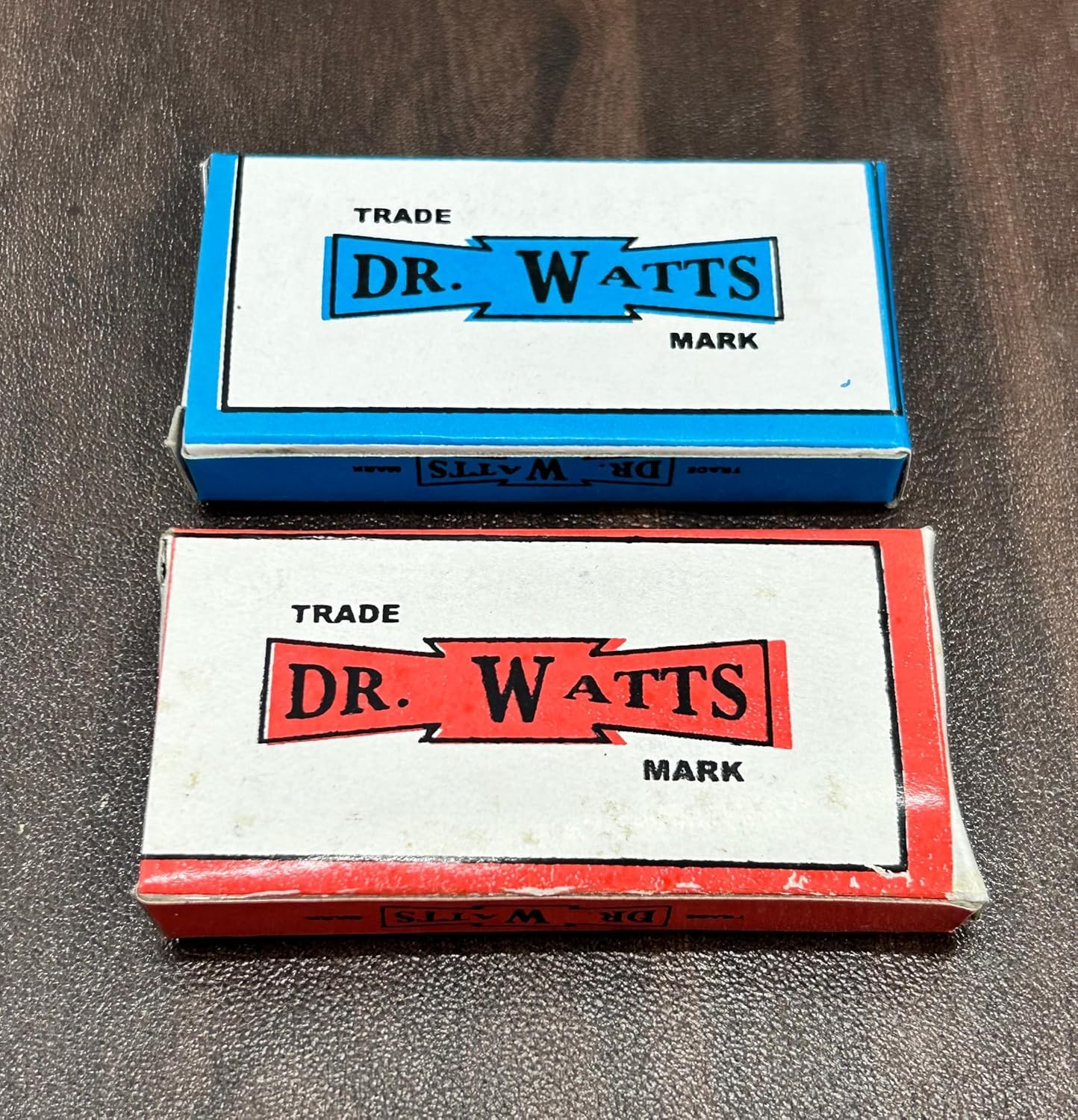 Pmw - Litmus Paper Test Strips, 200 Pieces (100 Blue, 100 Red) for Testing Acid and Base Solutions, Laboratory Scientific Experiment - Image 3 thumbnail