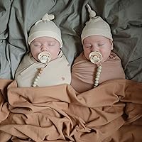 Vista 4 de mushie Manta Envolvente Elástica para Bebé Extra Suave y Ajuste Ceñido 47"x47" (Arcoíris)