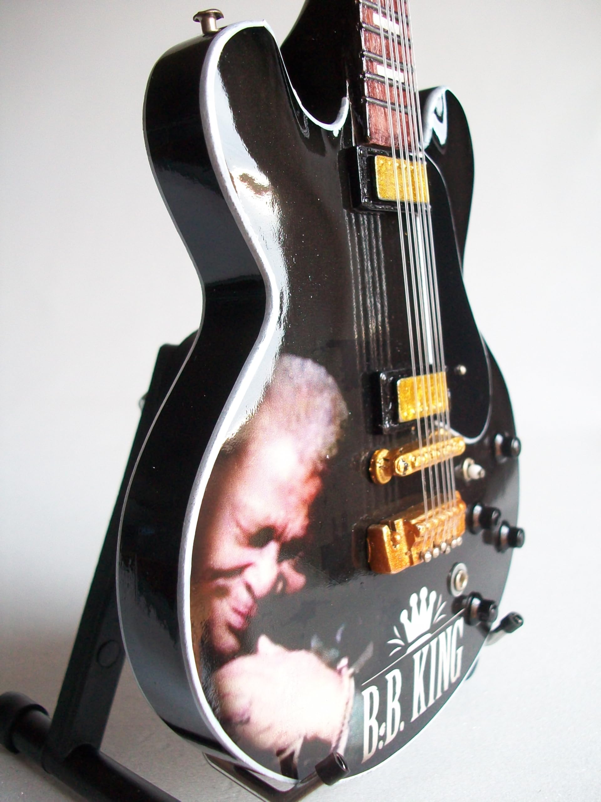 Guitare miniature noire de collection BB King