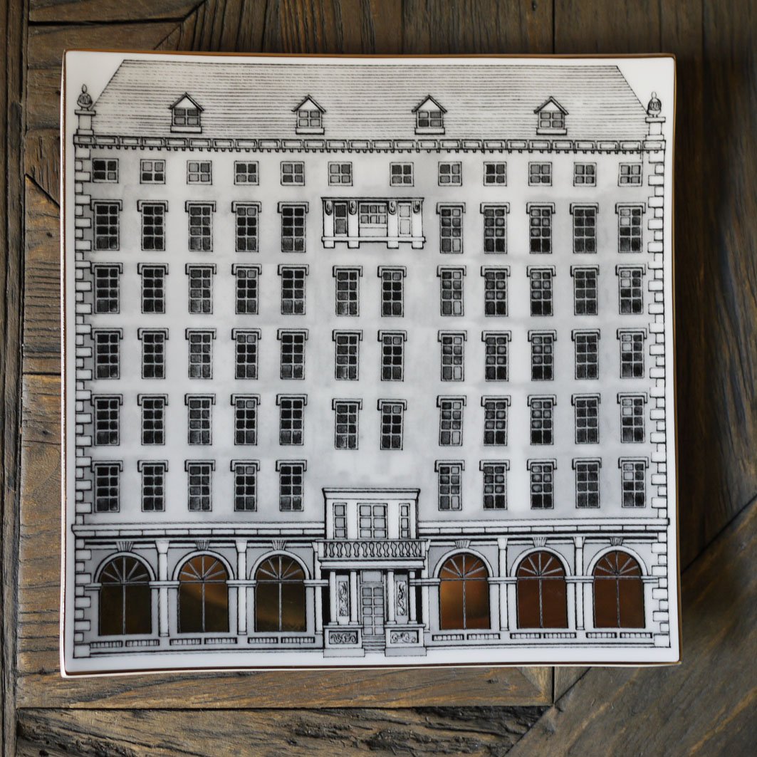 LANISRetro Gold Swan Castle Decorative Bone China Plate Decorative Plate 8/10 Inch Fornasetti Style Hanging Plate(No spoon included)