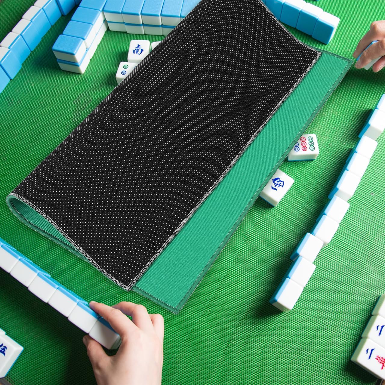 Cabilock Mahjong Tablecloth 27.55 Inch Thickened Noise-Reducing Felt Mat with Anti-Slip Surface for Mahjong Poker and Family Board Game Tables