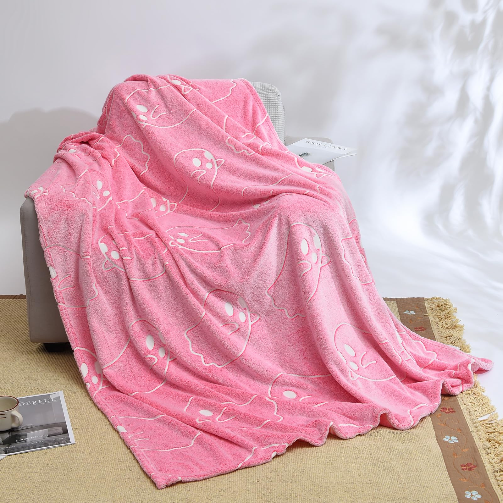 Halloween Glow in The Dark Blanket Ghost Gifts for Girls Toys for 2 3 4 5 6 7 8 9 10 Birthday Soft Flannel Throws Blanket for Kids (Pink, 40