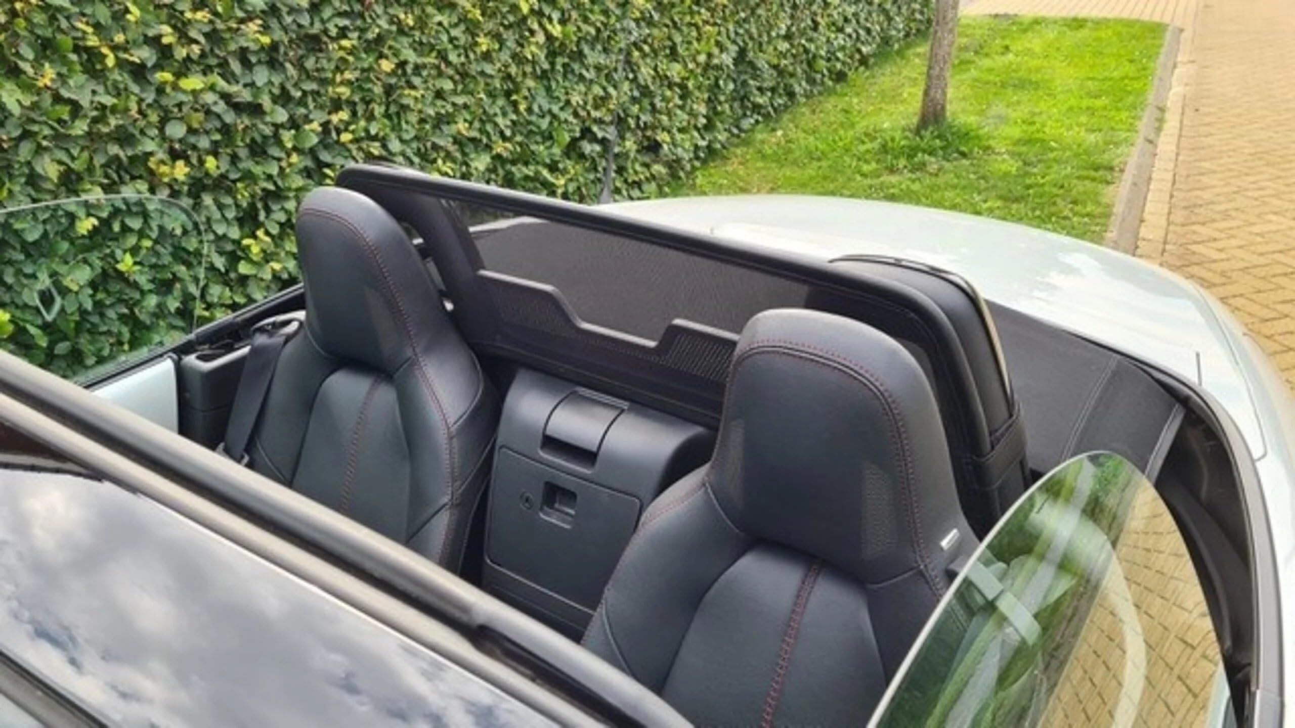 GermanTuningParts Déflecteur de vent pour Mazda MX5 ND (à partir du 2015) - Noir | Filet Anti-Remous Coupe | Déflecteur d'air