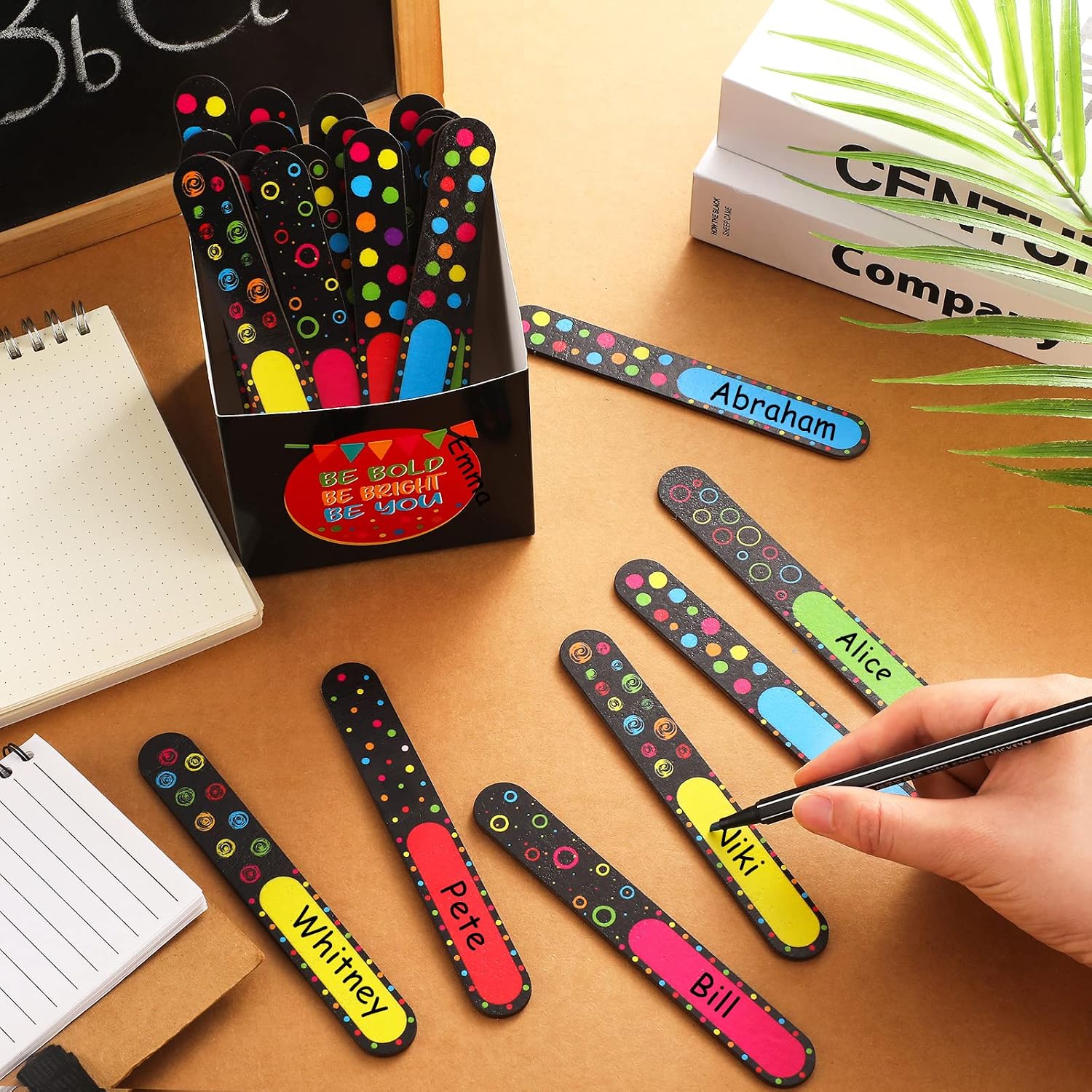 Outus 101 Pcs Black and Bright Name Flip Sticks, with Storage Cup image 4