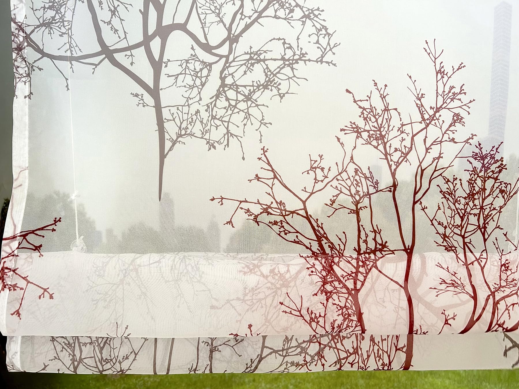 Devola Raffrollo Zweige Gardinen mit Druck Raffgardine Landhaus Rollos für Fenster Küchenvorhang Kurz Transparent Modern Fenstergardinen Wohnzimmer HxB 140x120cm Rot mit Klettband 1 Stück