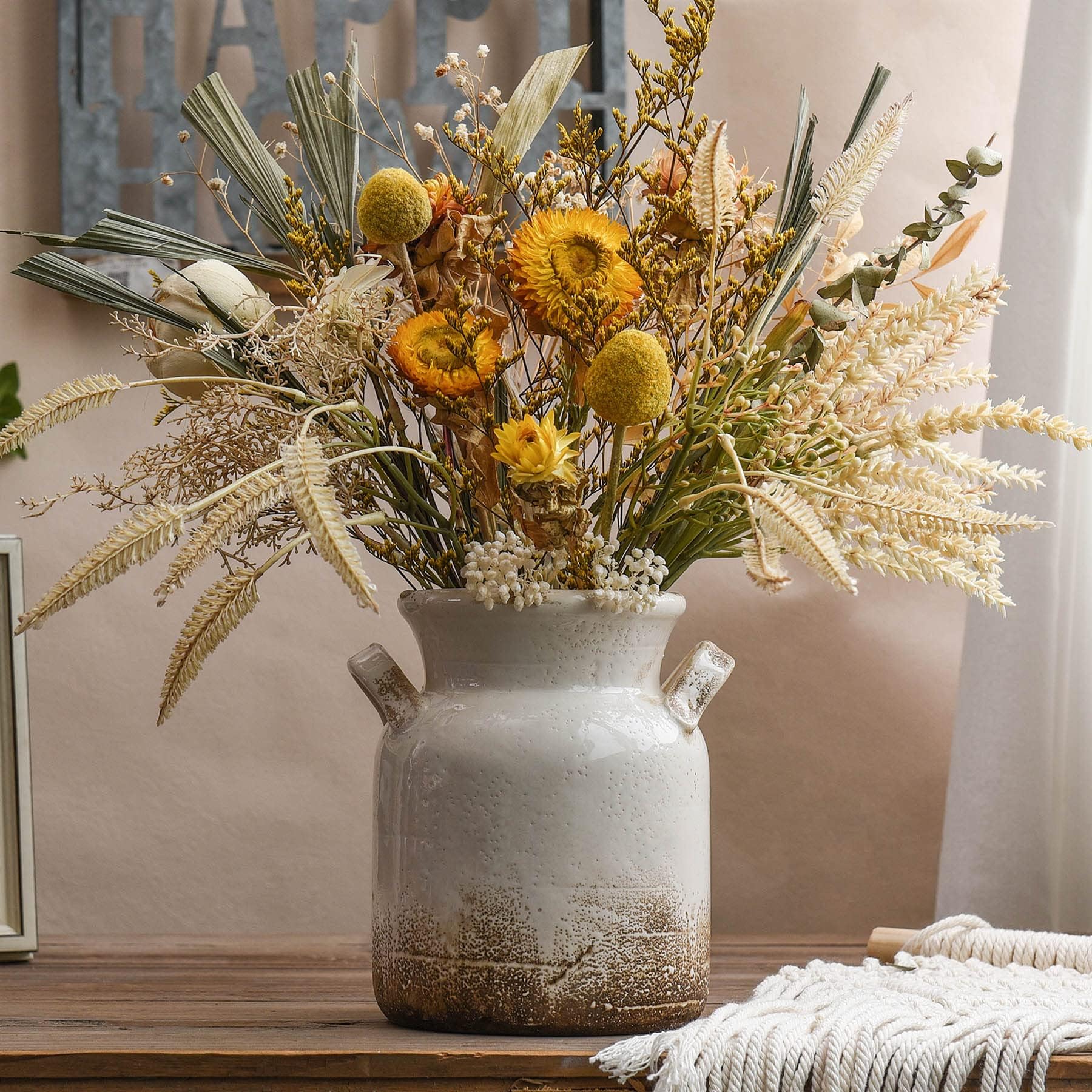 Quoowiit Ceramic Rustic Farmhouse Vase, Distressed Decorative White Boho Flower Vase for Home Decor, Ideal Shelf Centerpiece for Living Room, Bedroom, Kitchen, Office
