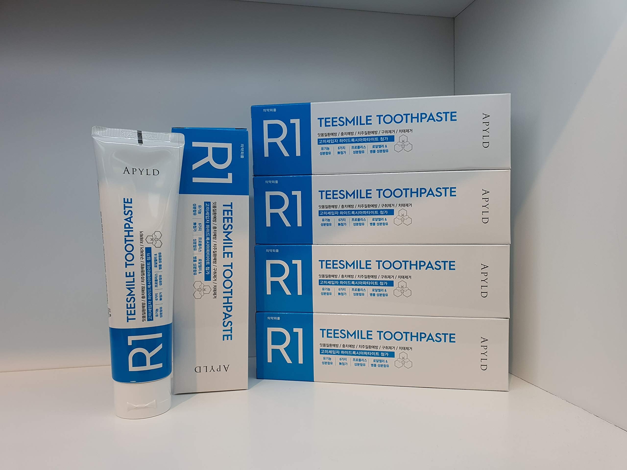 R1 Teesmile Toothpaste Propolis 600mg Hydroxyapatite (200g 5pcs)