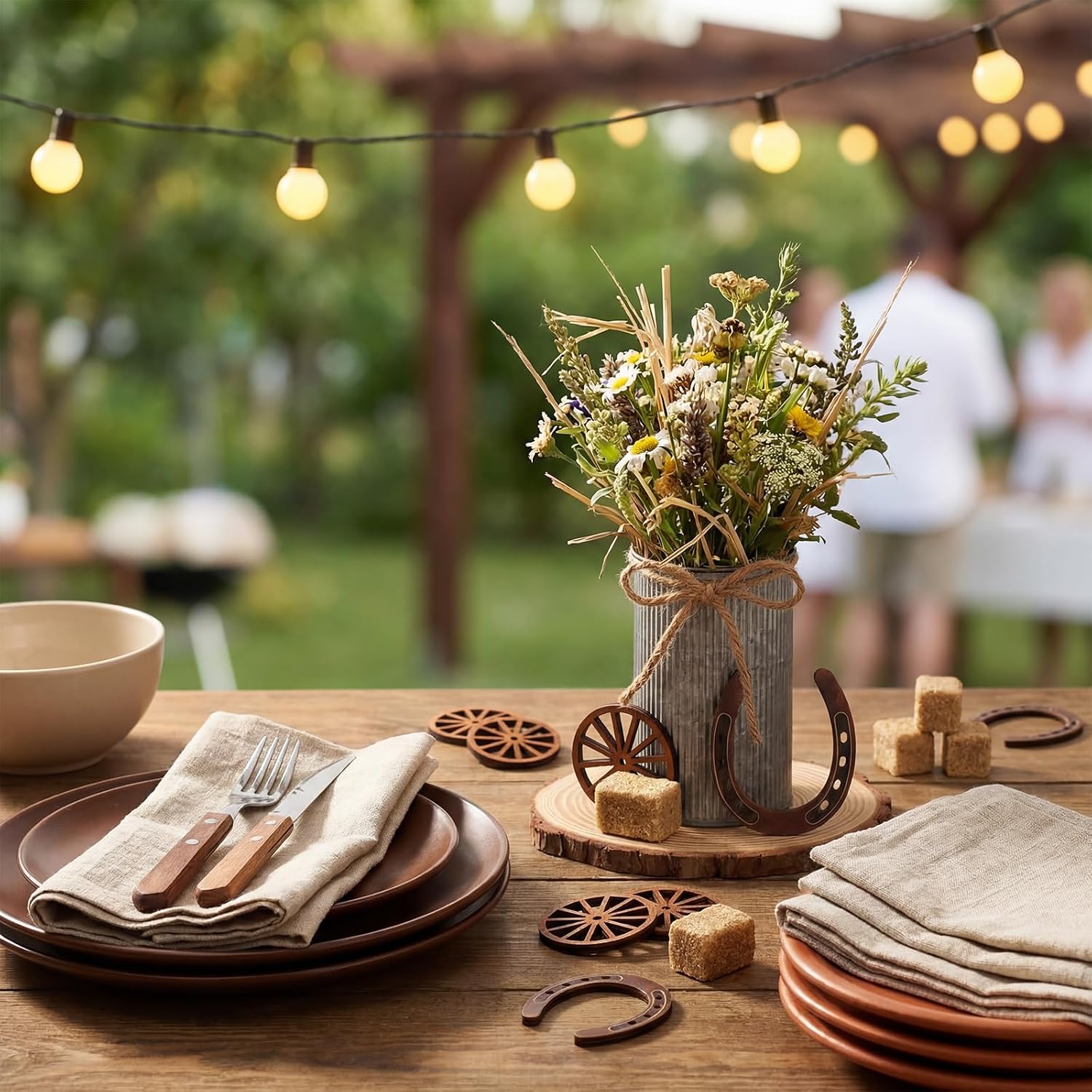 50 Pcs Western Party Decorations Mini Horseshoe Wagon Wheel Hay Bales Crafts Wooden Plate Farmhouse Vase Table Centerpieces Supplies for Western Birthday Wedding Party Favors Decor (Silver)