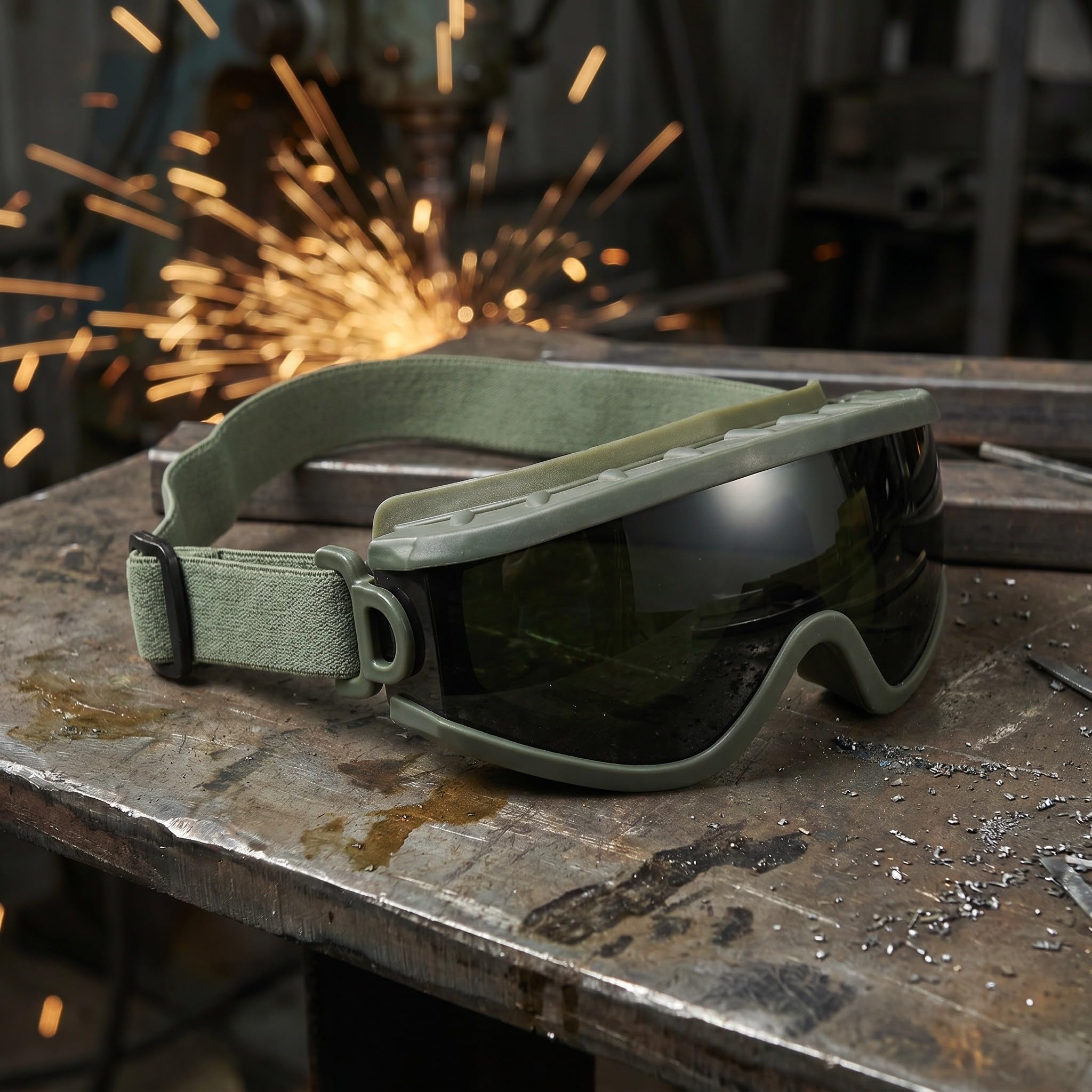 Lurrose Gafas de seguridad para soldadura de amplio espectro | Gafas de protección ocular con lentes oscuras | con montura negra y correa ajustable para soldadura fuerte, corte con y trabajos de