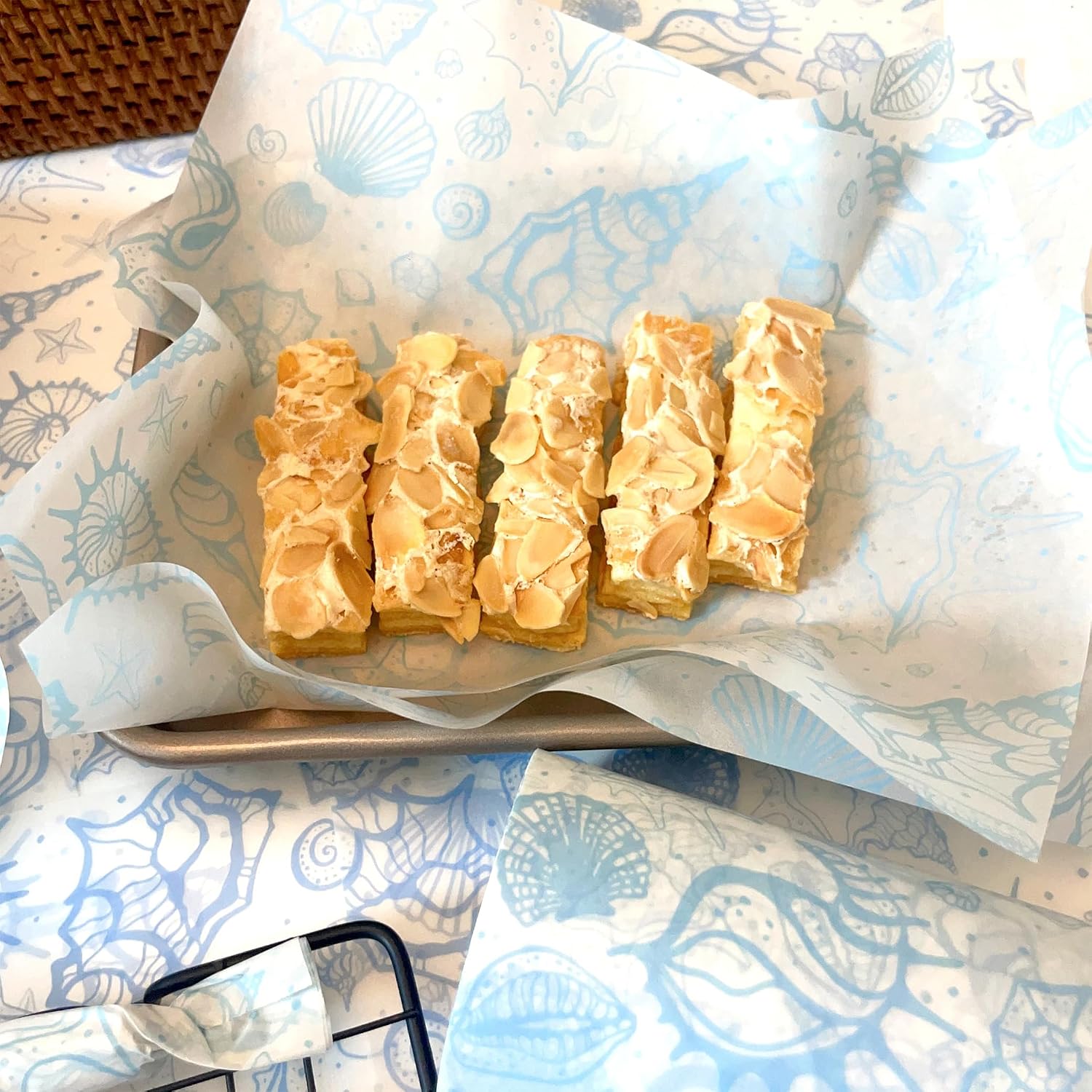Blue Sea Shell Patterned Wax Paper Sheets Deli Wraps Tray&Basket Liner Deli Paper Wax Paper Baking Paper Colored Parchment Greaseproof for Food (150)