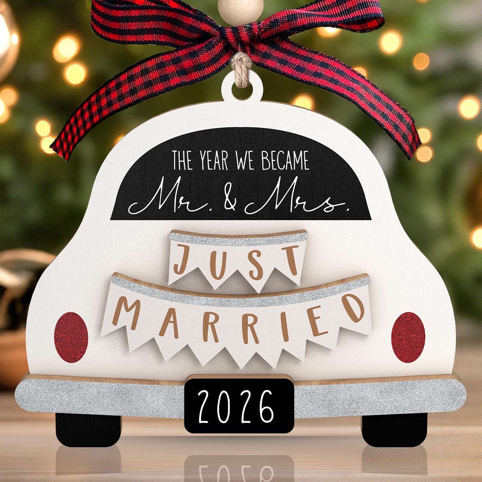 Wedding Gifts Mr And Mrs Gifts For Bride And Groom The Year We Became Just Married 2026 For Couple Engagement Bauble Newlyweds Wood Marry Plaque Ornament For Bedroom Living Room Happily Keepsake