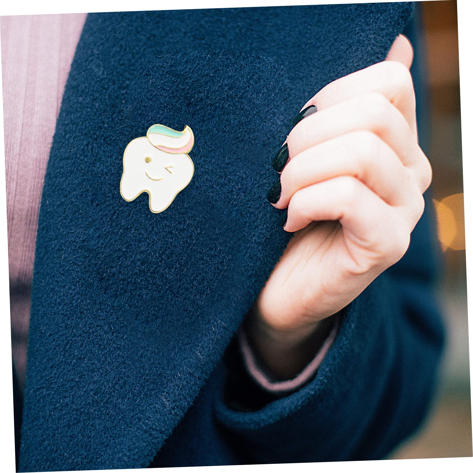 Cepillo De Marrón En Forma De Diente Pins De Esmalte De Pasador Para Mochilas Conformado Insignia Del Diente Pins De Lindos Aleación