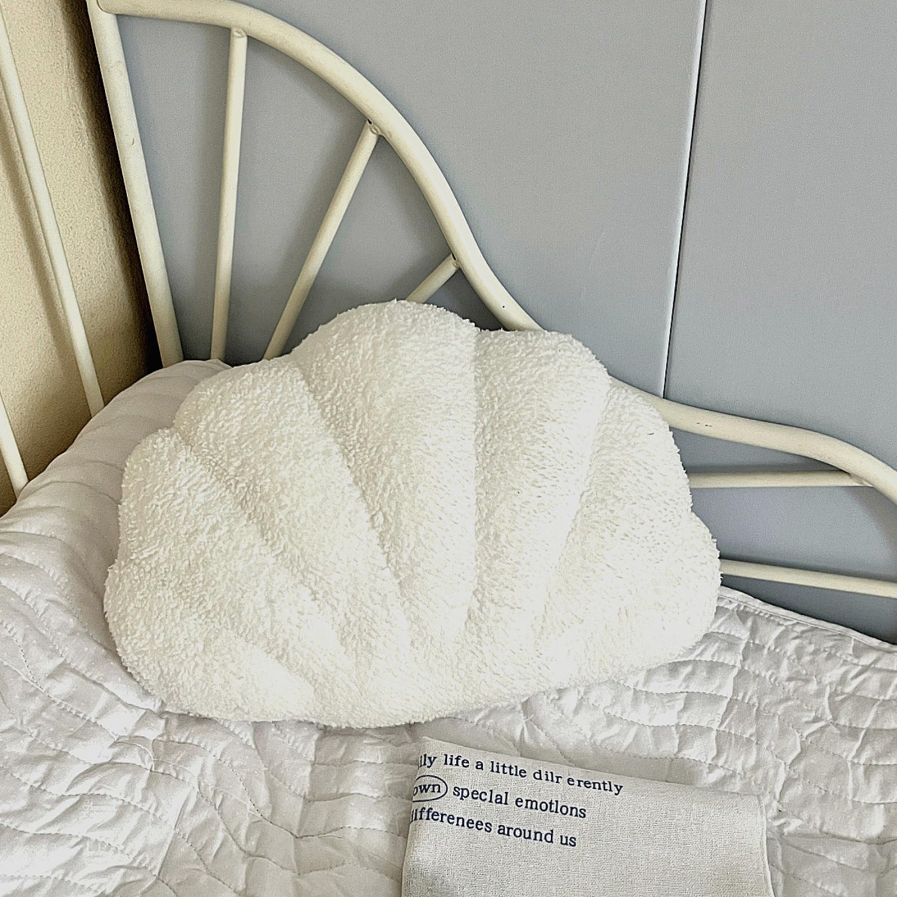 Oreiller de plage coquillages pour décorer le canapé du salon ou bercer vos trajets en voiture