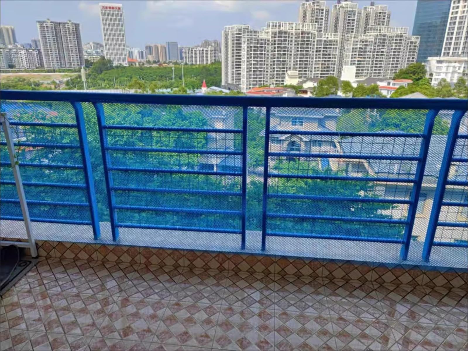 Rollo Malla Enrejado Valla para Jardin Alambre De Red Azul Para Piscina, Patio, Terraza, Balcón Y Barandilla, Rollo De Red De Enrejado Resistente De Plástico Con Bridas Para Jardín/ Plantas/ Ciervos(W
