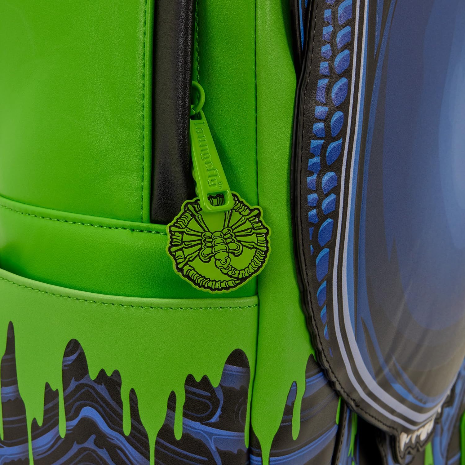 Loungefly Twentieth Century Studios Alien Full-Size Backpack