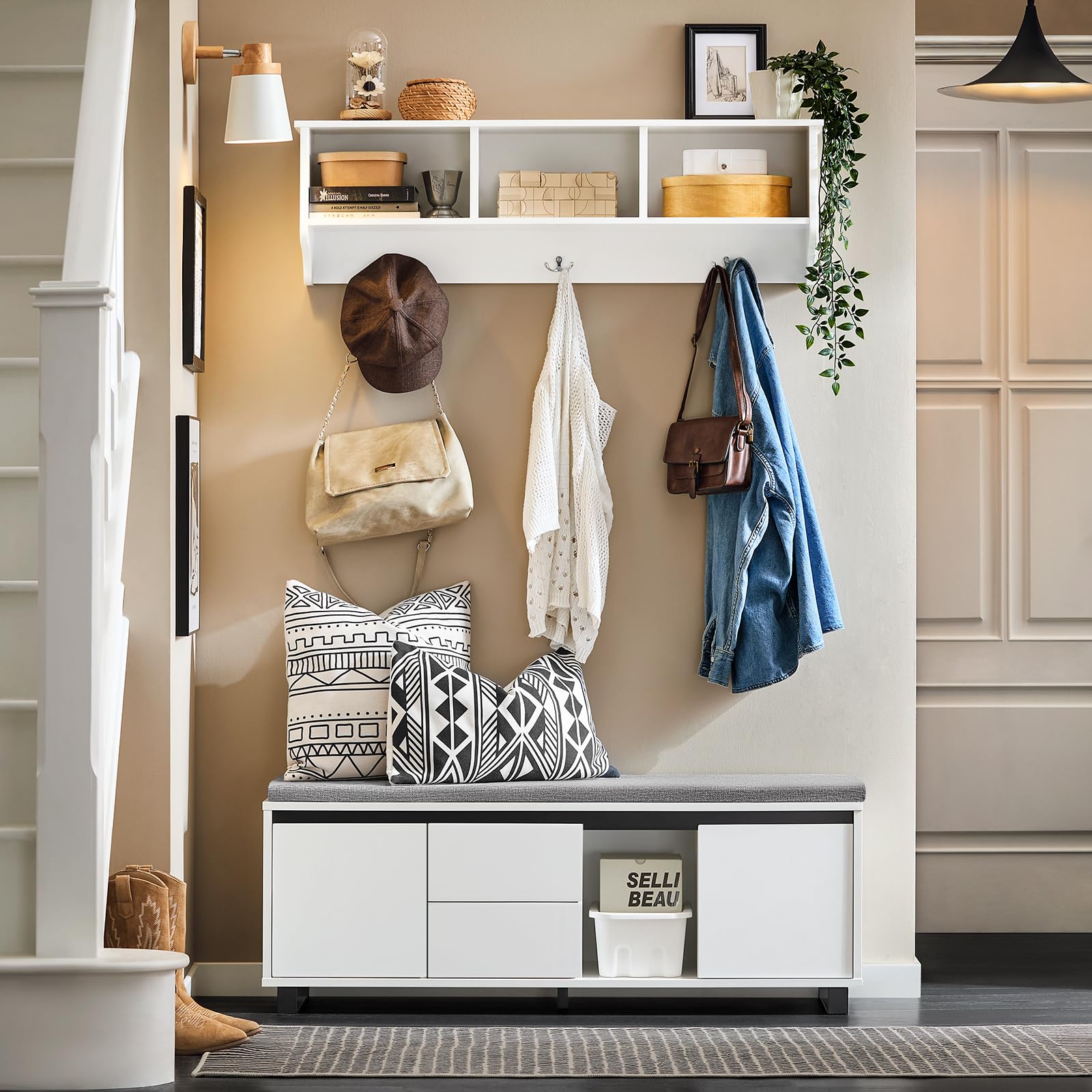 SoBuy Banco Zapatero con Cojín 110x35x42cm para Recibidor | Zapatero entrada con 4 estantes, 2 cajones y 2 puertas, asiento acolchado blanco FSR176-W