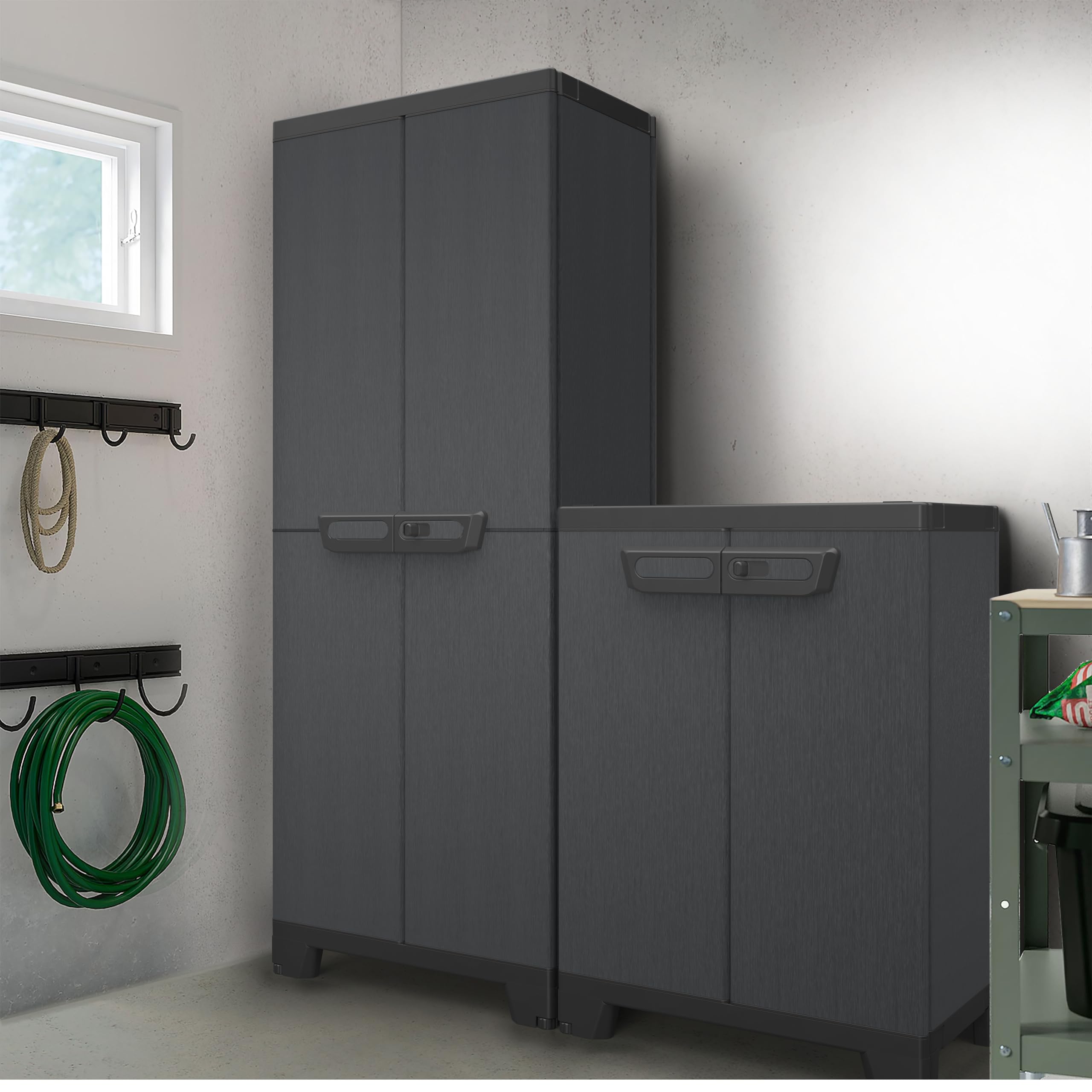 Terry - Ardesia 680, Schrank mit 2 Türen, 1 verstellbarem Regalboden, Steinoptik-Finish, für überdachten Innen- und Außenbereich, 68x39x93,5 cm