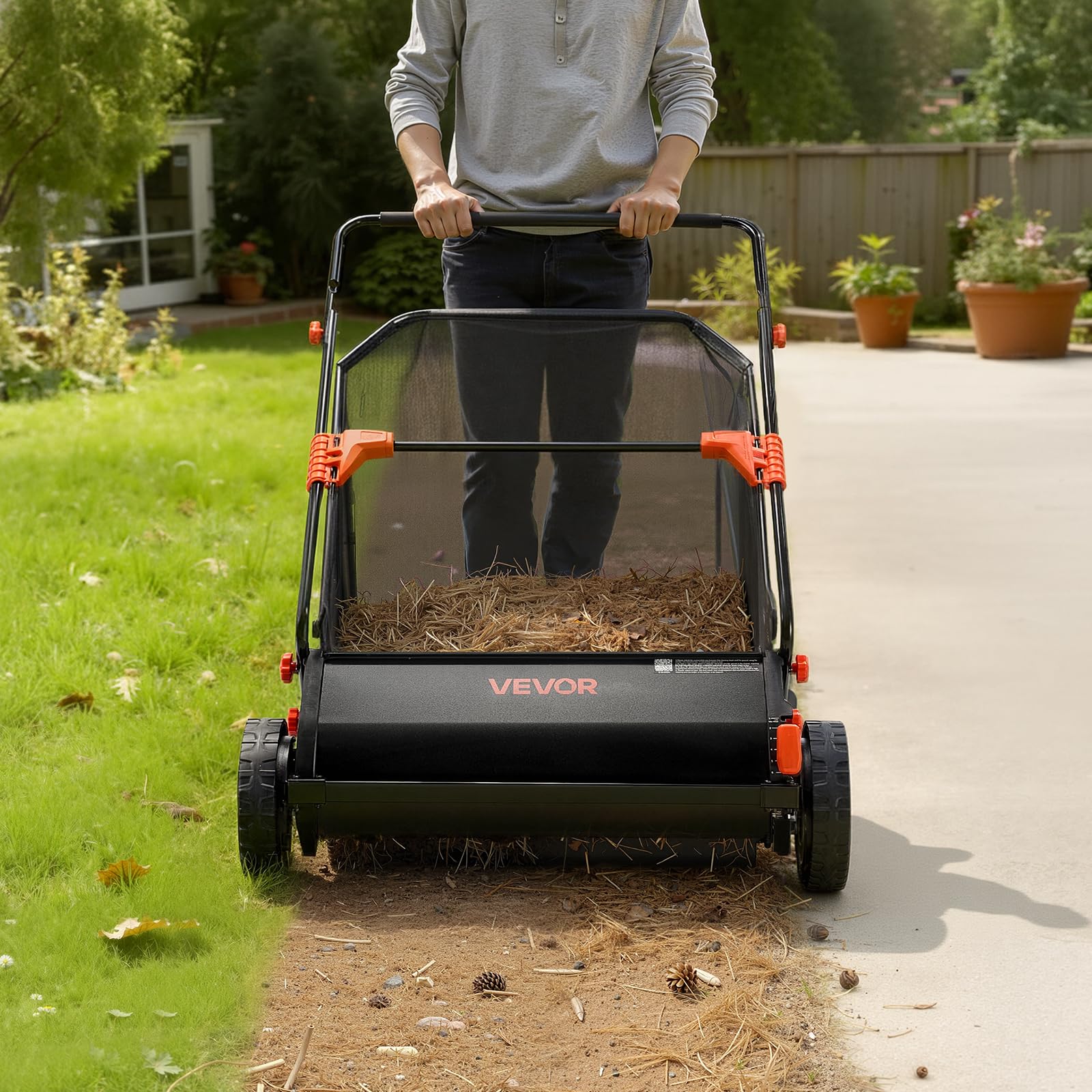 VEVOR Barredora Peinadora Césped Manual, Ancho de Trabajo de 76,2 cm, Cepillo para Césped, Bolsa de Recogida de 340 L, Cepillos Giratorios, 10 Alturas Ajustables, Limpiador para Jardín Patio Parque