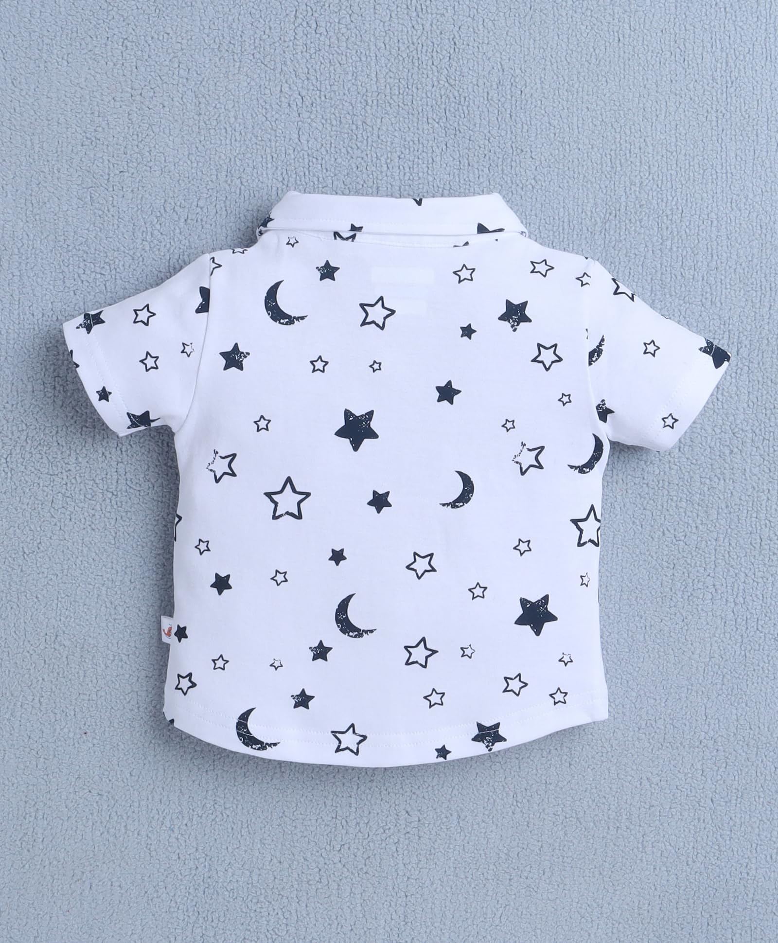 BUMZEE Conjunto de camisa y pantalón corto de algodón para niños, corte regular, media manga, cuello, cuello, camiseta de algodón y pantalones cortos con lazo, tirantes y gorra
