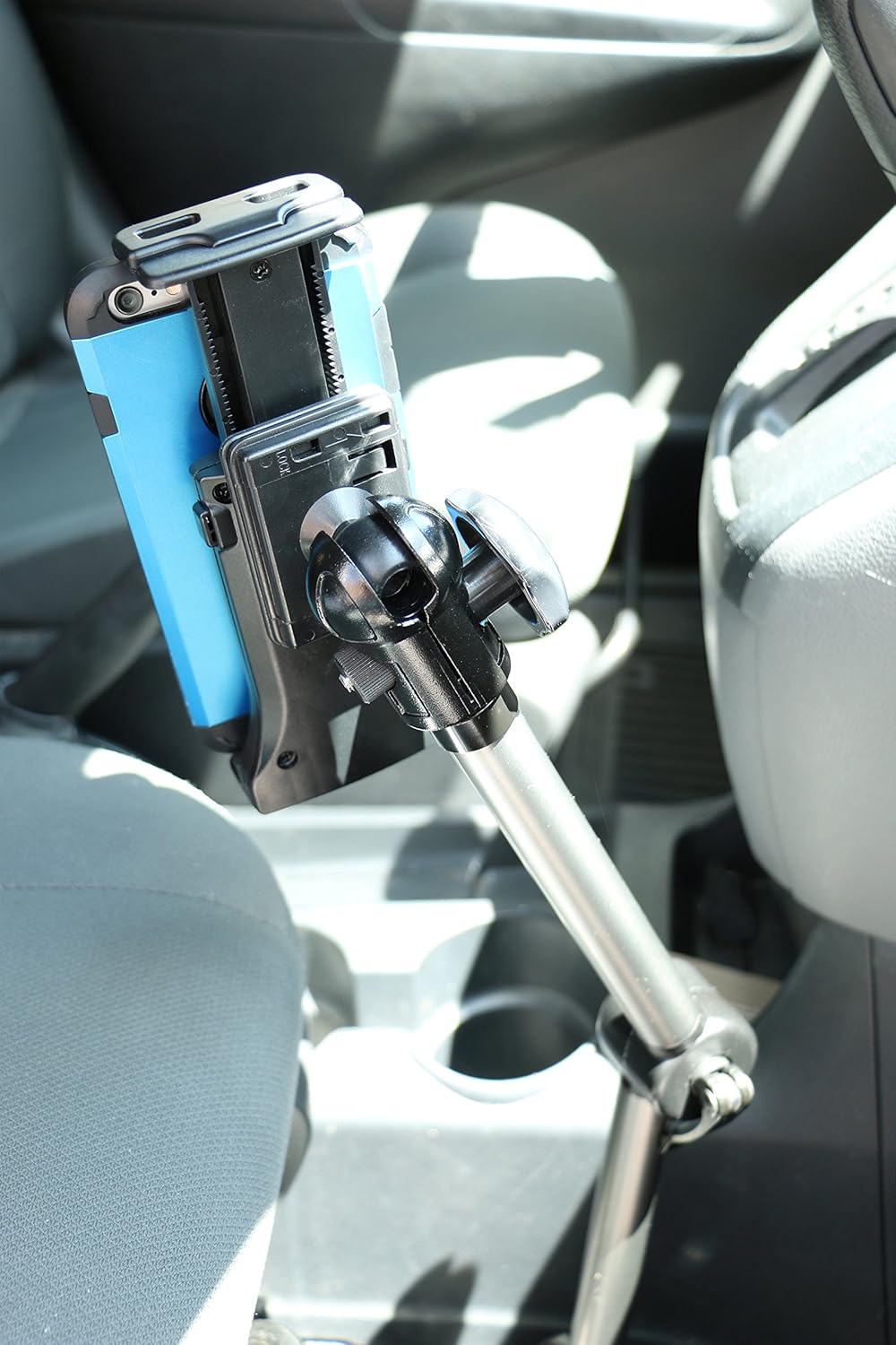 Mobotron UTSM-01 Standard Mount: In-Car Universal Tablet/Smartphone Holder