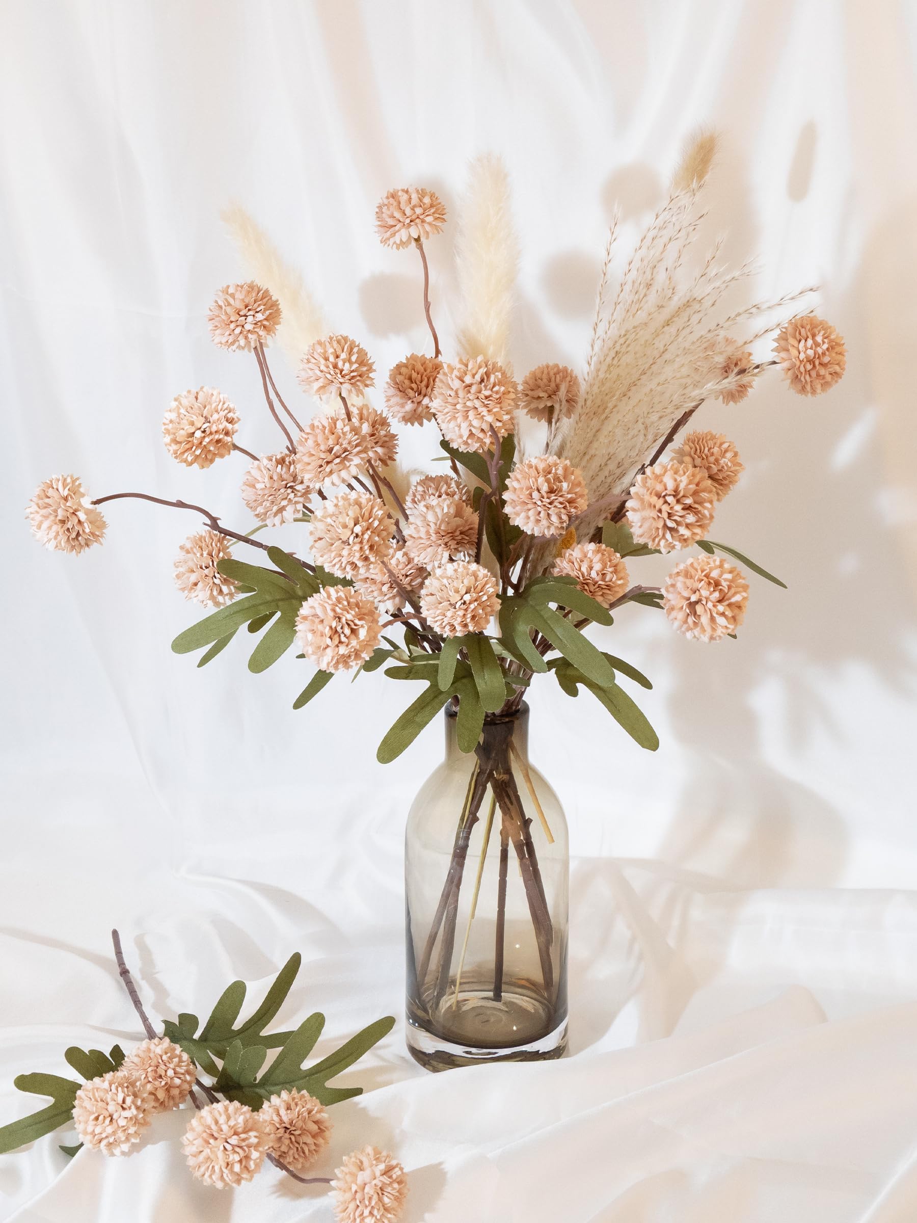 HOHOTIME Künstliche Pompons aus Kunstseide, 6 Stück, große künstliche Mini-Chrysanthemen mit Stielen für selbstgemachte Blumensträuße, Hochzeitsdekoration, beige neutrale Blumenarrangements, Pom Pom