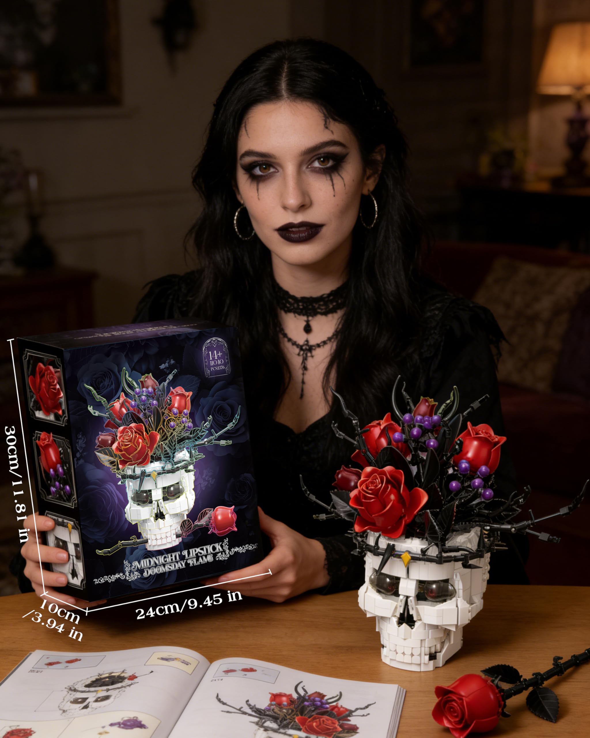 Kit de Construction Crâne Gothique avec Rose – Décoration Esthétique pour Adultes, Centre de Table Style Dark Academia, Compatible avec Fleurs Lego & Sets Horreur, Cadeau Halloween & Saint-Valentin