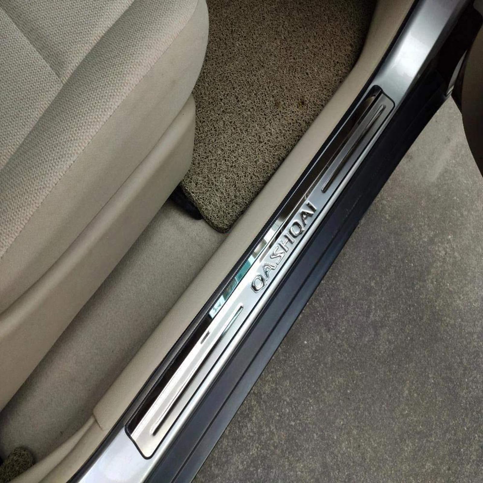 4 Pezzi Acciaio Inossidabile Battitacco per Auto Sticker per NIS-San Qashqai J10 2007-2013, Esterno Battitacco Protezione Plates Anti-Graffio Scuff Adesivi Accessori,Silver