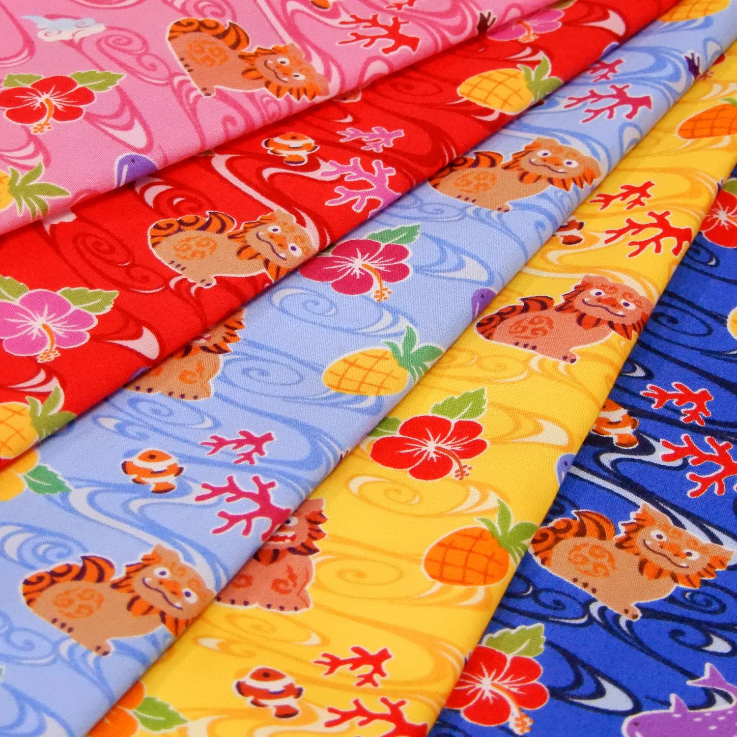 沖縄 琉球紅型柄 シーサー柄 ミンサー柄 生地 ハギレ