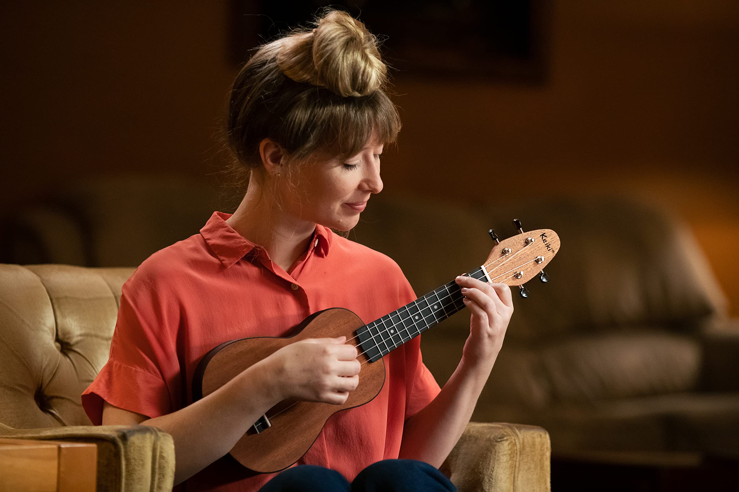 Ortega Guitars Akustyczne Ukulele Sopranowe – Seria Keiki K2 – w Zestawie z Akcesoriami – Mahoń/ABS, Wykończenie Naturalne (K2-MAH)