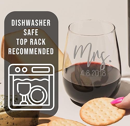 Miniatura 3 de Copa de vino personalizada con monograma grabado para el Día de la Madre, 17 onzas, regalos de vino para mujeres, regalos personalizados para mamá,