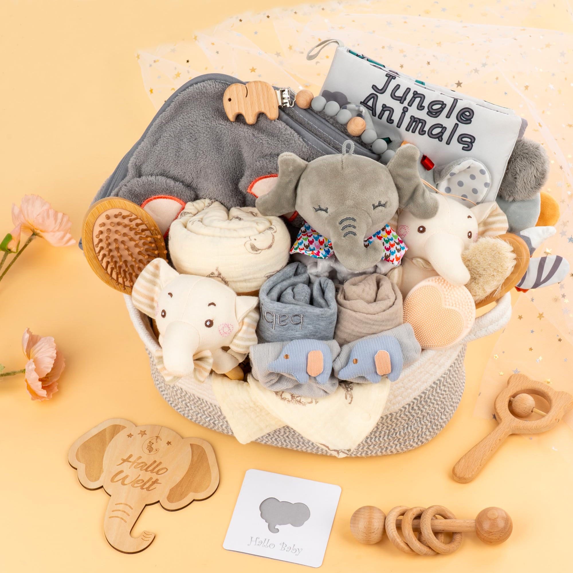 Neugeborenen Geschenk, Set zur Geburt mit Baby Kuscheldecke und Holzrassel | Geburtsgeschenk: Set zur Geburt mit Baby Kuscheldecke, Socken, Holzrassel, Silikonbürste und Grußkarte