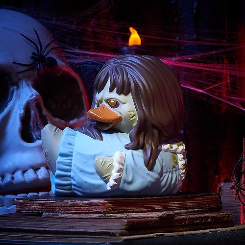 Miniatura 3 de TUBBZ Boxed Edition Regan Figura coleccionable de pato de goma de vinilo  Producto oficial de The Exorcist - TV, películas y videojuegos