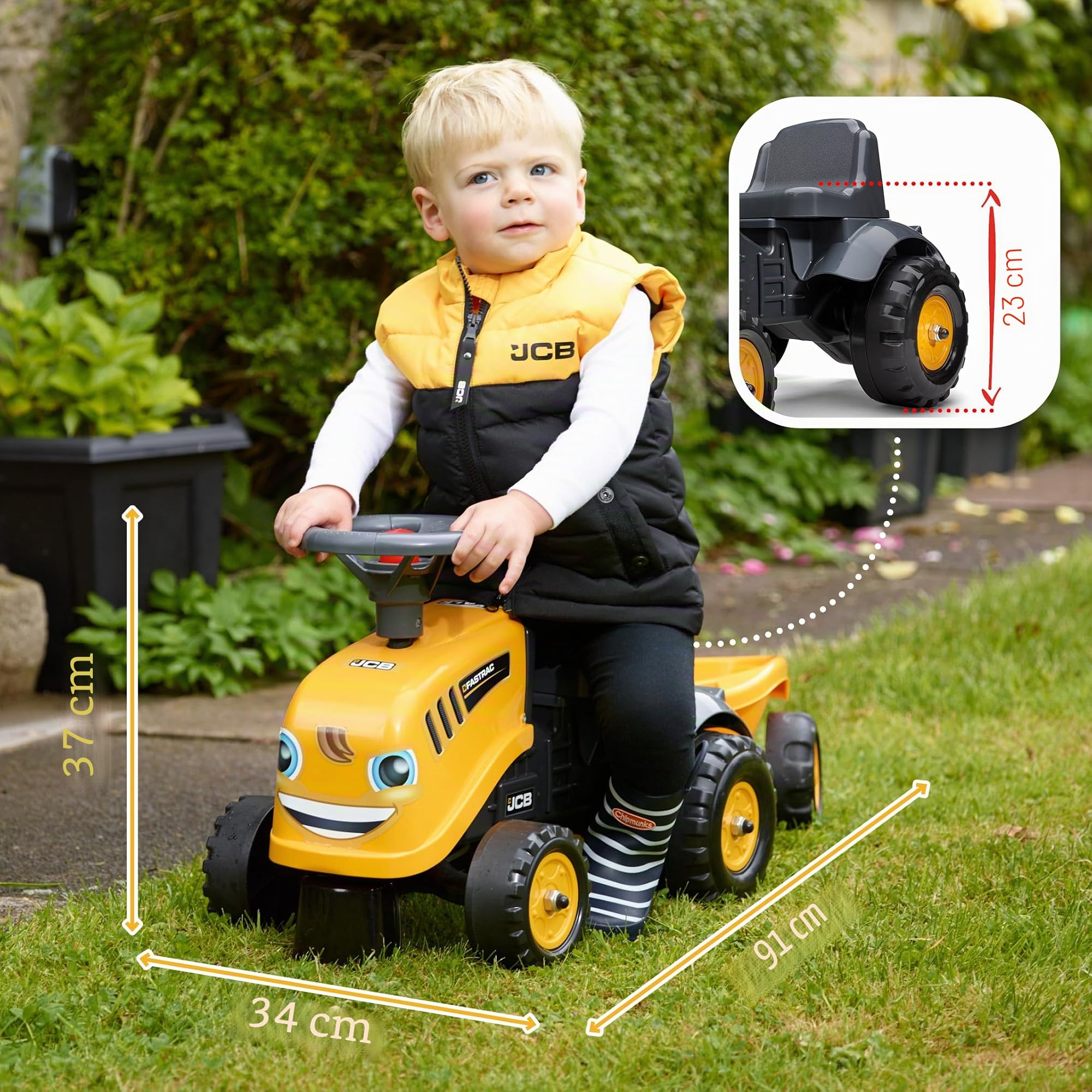 Falk – Baustellenwagen JCB mit Anhänger – ab 12 Monaten Schaufel und Rechen inklusive – 2 Styles zur Personalisierung – Nummernschild personalisierbar – 215C