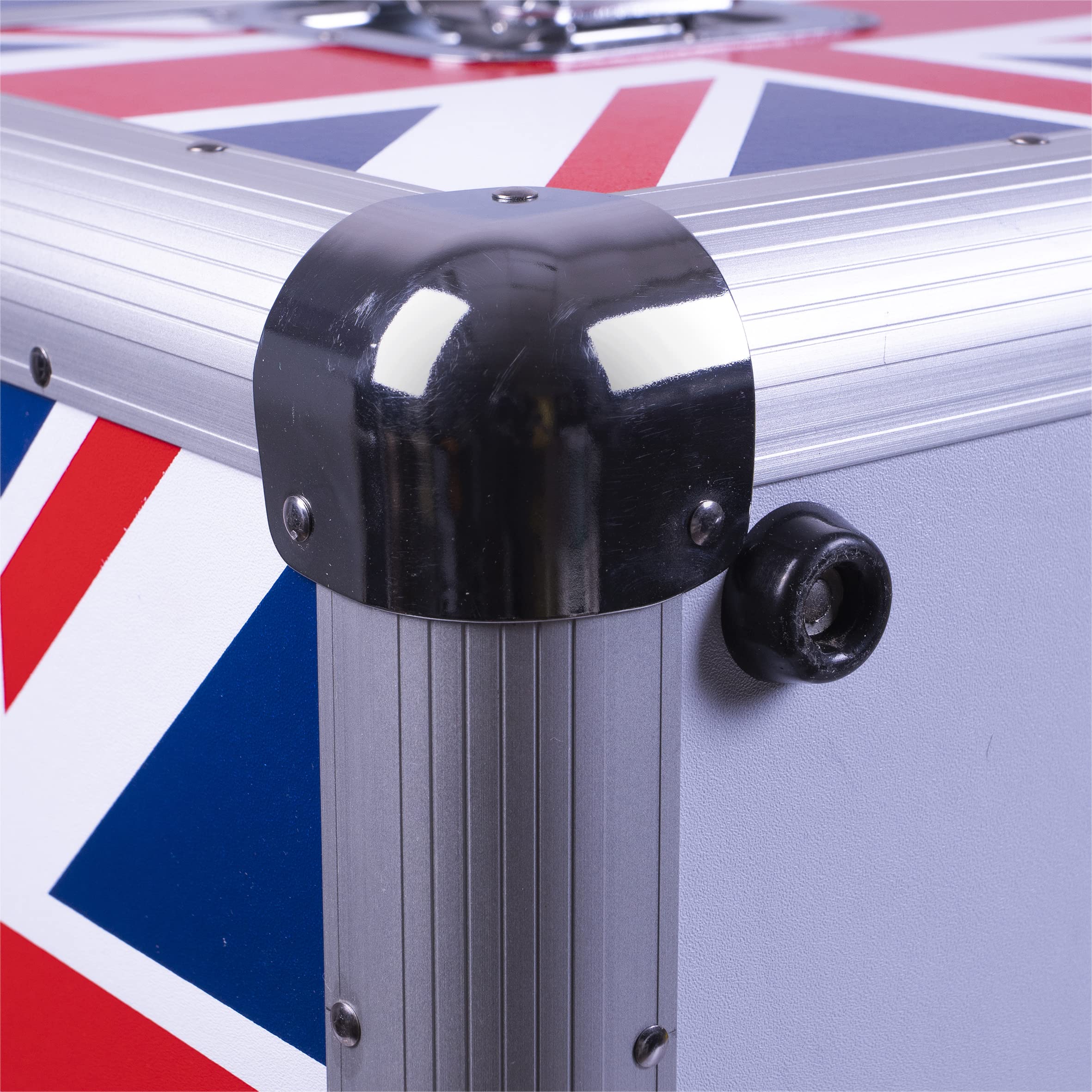 Euro Style Album Case tiene capacidad para 70 discos con bisagras de elevación y un cierre de mariposa, diseño de Union Jack