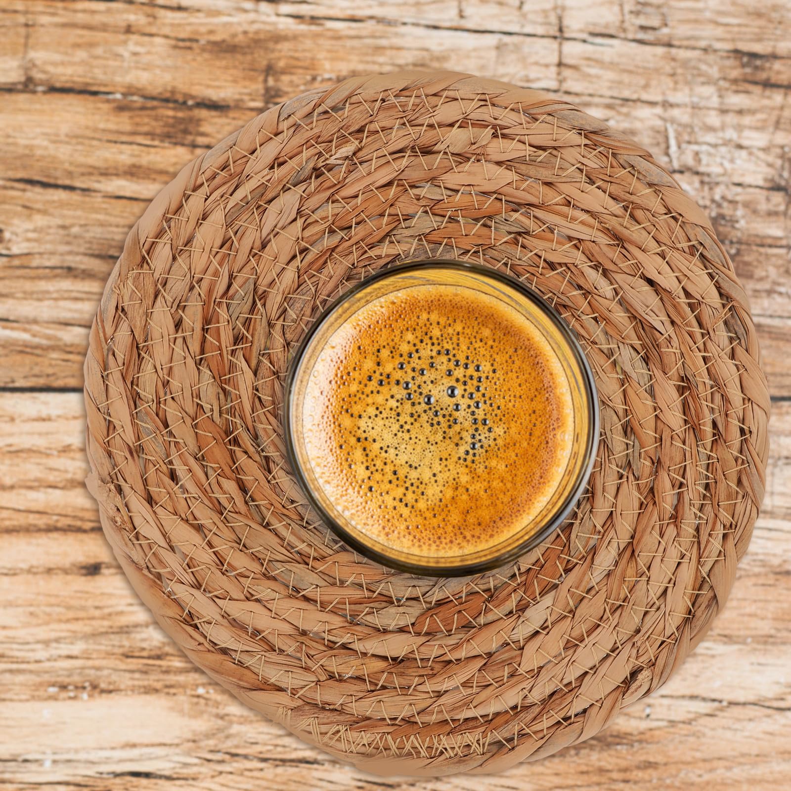 Posavasos de paja con aislamiento térmico, 4 alfombrillas redondas antideslizantes para juegos de té y mesas de comedor, protección perfecta de mesa y decoración