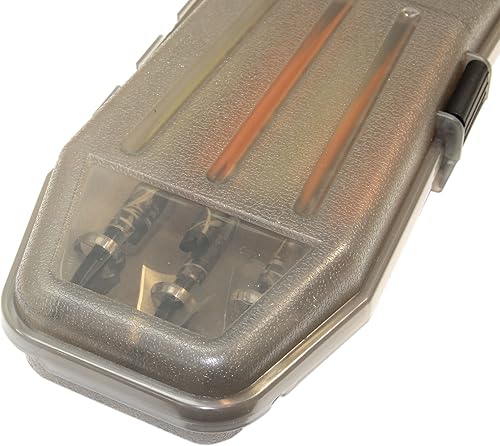 Miniatura 3 de MTM BTBC-41 Traveler Crossbow Bolt Case, tiene capacidad para 6 pernos de hasta 24.25 pulgadas, fabricado en Estados Unidos, humo transparente
