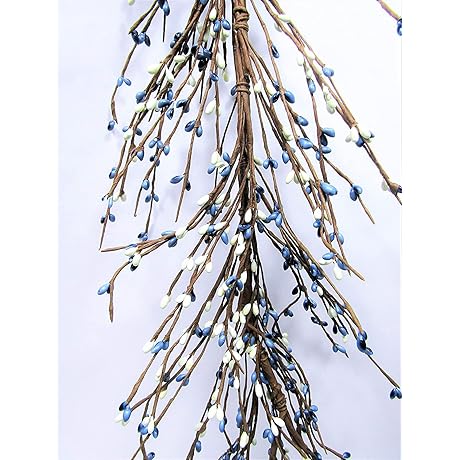 KMI Primitive Williamsburg Blue and Cream 55 Inch Pip Rice Berry Garland