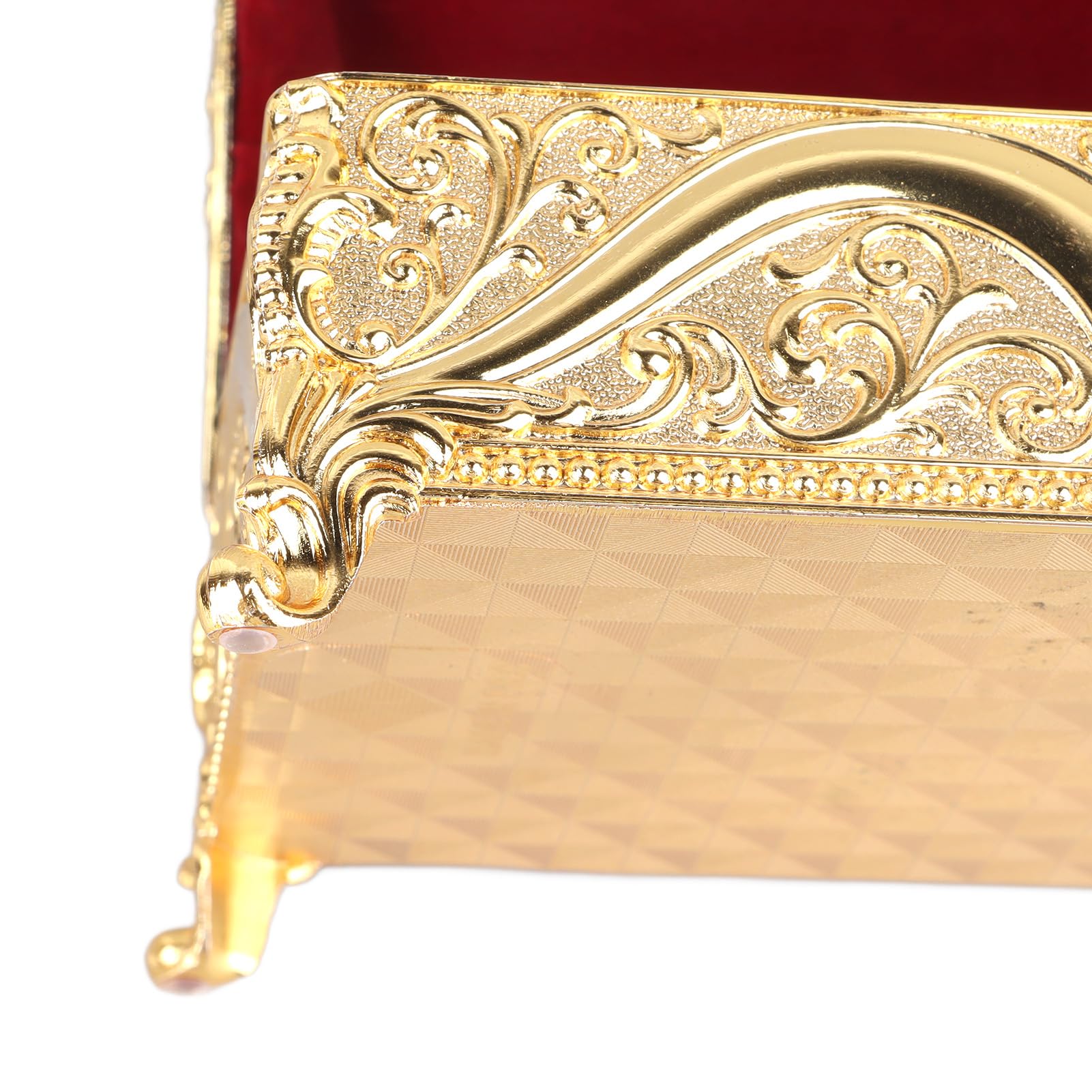 Metalowe pudełko na biżuterię w stylu vintage Eleganckie prostokątne pudełko na ozdoby z delikatnym wzorem Miękka aksamitna wyściółka Pojemnik o dużej pojemności na pierścionki (Złoto)