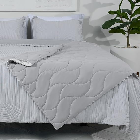 Bedgear Cooling Performance Throw Blanket Breathable, Moisture-Wicking, Cooling Technology, Soft & Silky Feel Seasons, Machine Washable for Bed, Couch, Chair 50 x 70 Grey