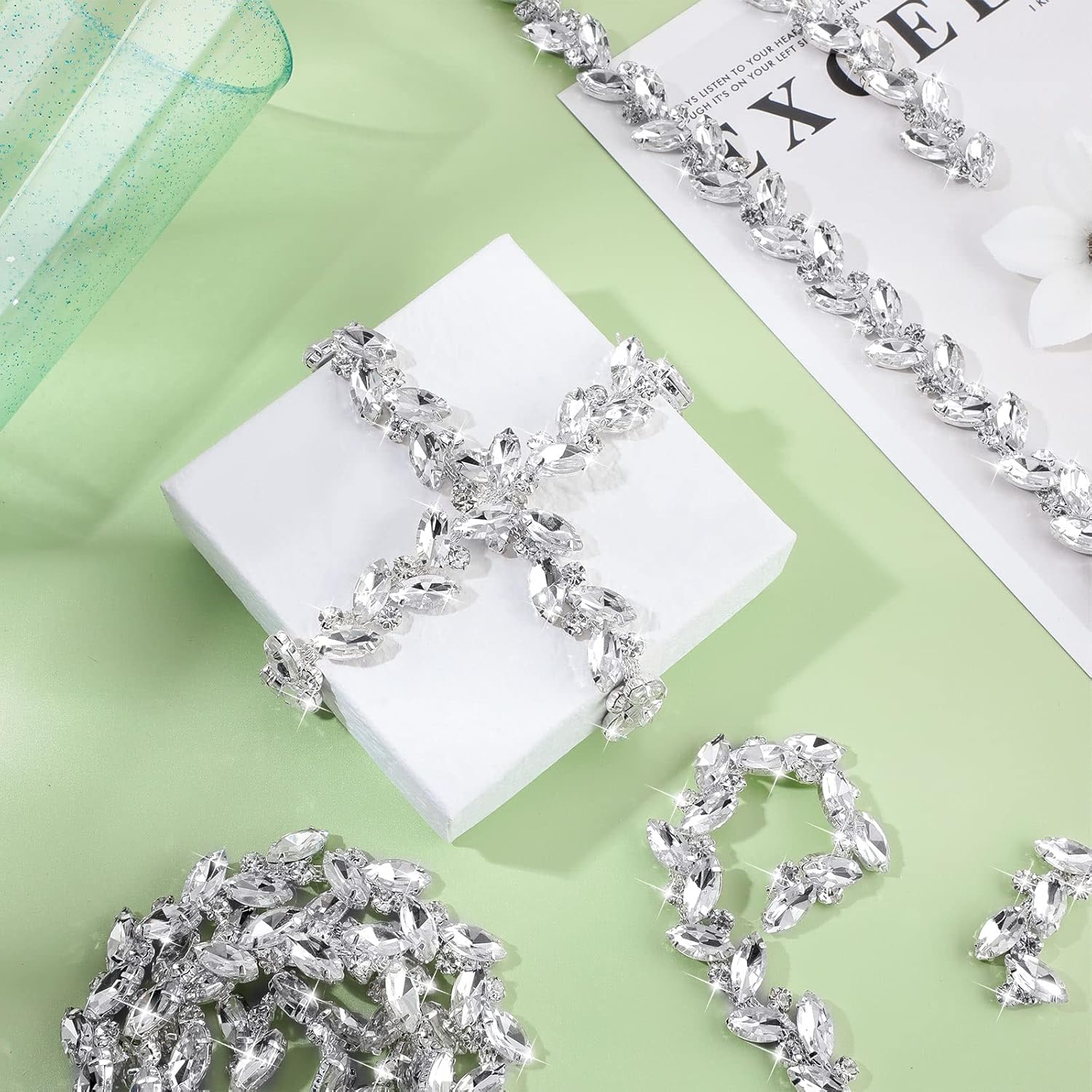 BBTO Bling Rhinestone Chain Trim Applique Crystal Flower Leaf Chain Sewing Trim Crafts Bridal Costume Embellishment Chain Trim for Jewelry DIY Necklace Bags Wedding Parties (Silver, 3 Yards)