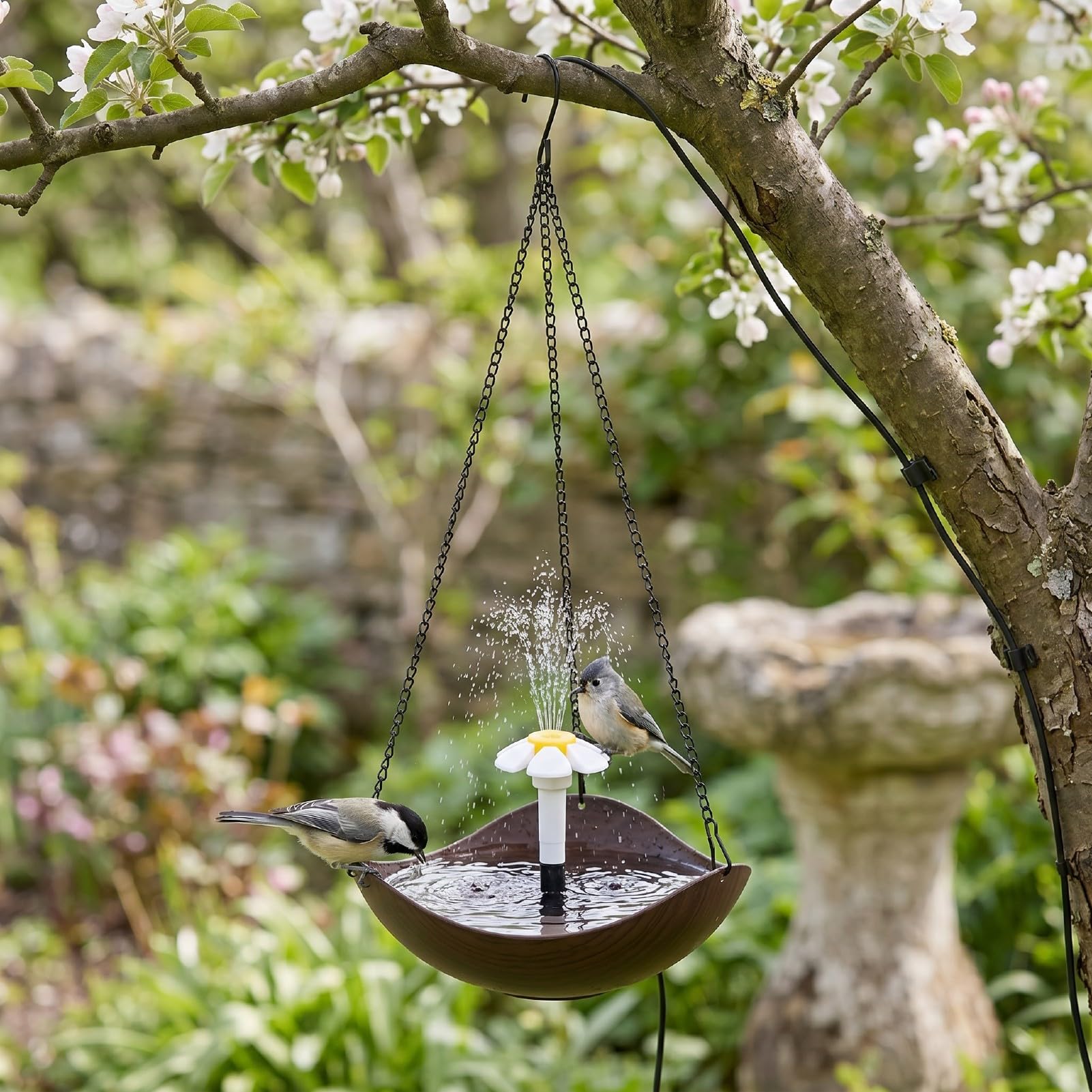 Cryfokt Bebedero Colgante para Aves con Bomba de Fuente Solar, Plato de