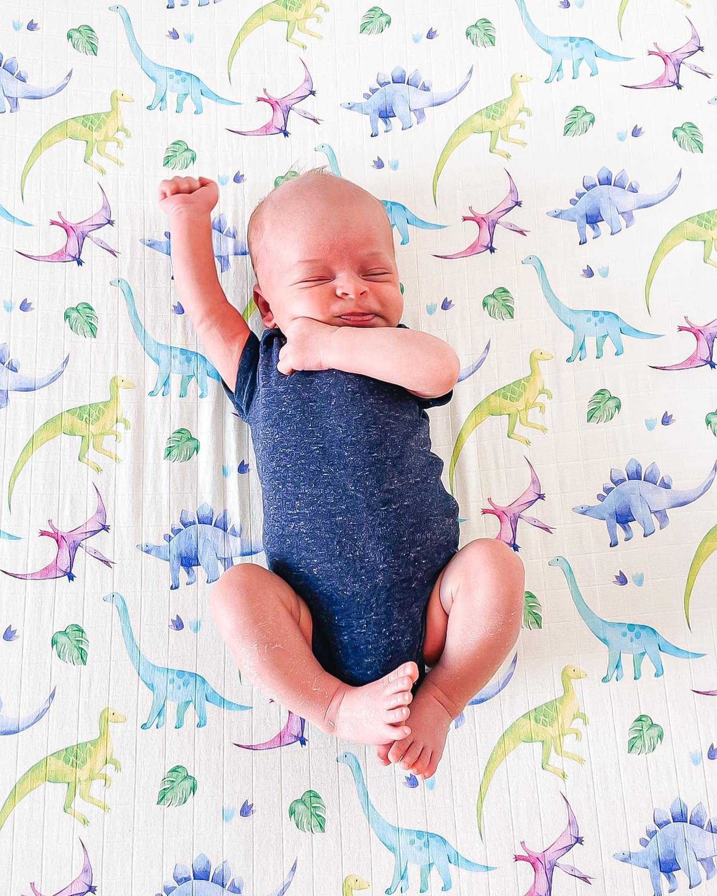 immispace - Sábana de muselina ultrasuave para cuna, 30 % algodón orgánico + 70 % rayón, se adapta a colchones estándar de cuna de 52 x 28 pulgadas, lavable a máquina para niñas y niños, regalos para