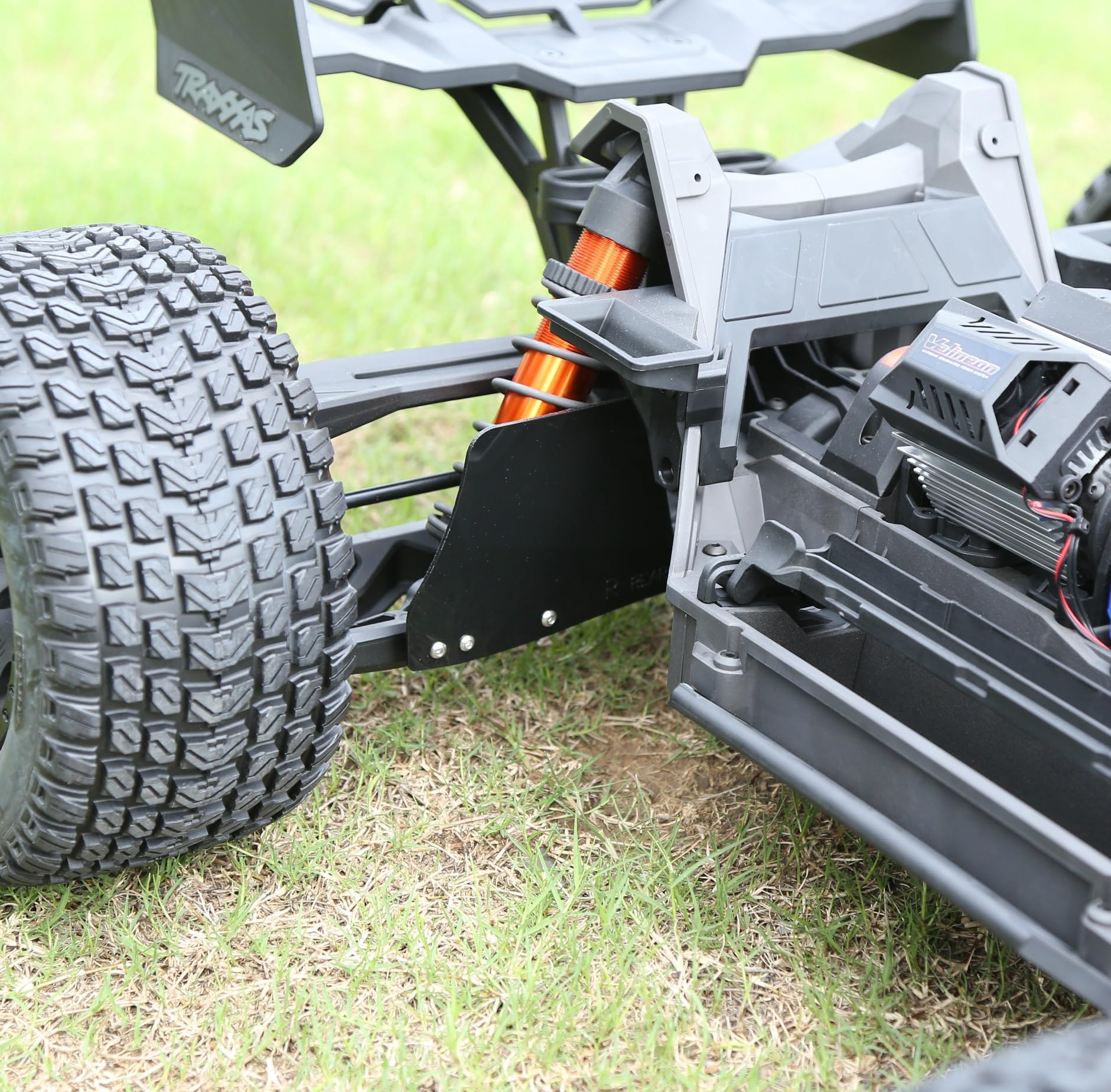 Levigo RC Vorne Hinten A-Arm Kotflügel Kompatibel Mit Traxxas 1/6 XRT 1/5 X-MAXX RC Vorne Hinten Schwinge Schutz Board Upgrade Teile